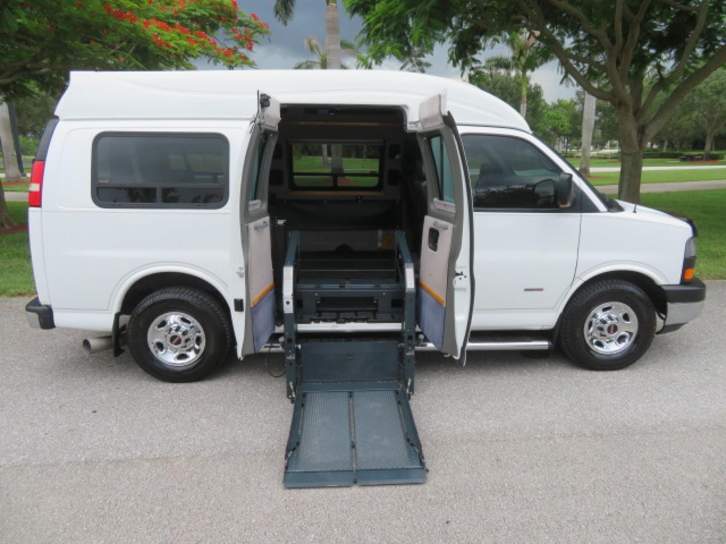 2012 /Gray Two Tone GMC Savana G3500 RWD Diesel Cargo (1GTZ7TCL5C1) with an 6.6L V8 OHV 16V TURBO DIESEL engine, 6-Speed Automatic transmission, located at 4301 Oak Circle #19, Boca Raton, FL, 33431, (954) 561-2499, 26.388861, -80.084038 - You are looking at Gorgeous Rare 1 Owner Rust Free 2012 GMC Savana 3500 Duramax 6.6L Diesel Handicap Wheelchair Conversion Van with 73K Original Miles, Power Side Entry Ricon 600Lb Wheelchair Lift, Leather, Heated Front Seats, Rear Power Folding Bench Seat Bed, Expanded Side Entry Doors, Michelin Ag - Photo#50