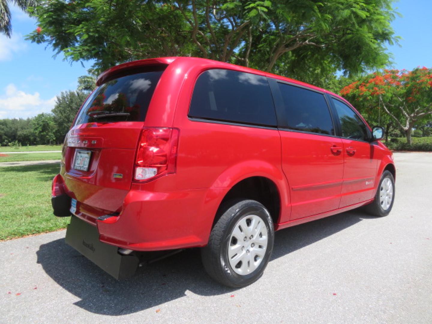 2015 Dodge Grand Caravan SE (2C4RDGBG4FR) with an 3.6L V6 DOHC 24V engine, 6-Speed Automatic transmission, located at 4301 Oak Circle #19, Boca Raton, FL, 33431, (954) 561-2499, 26.388861, -80.084038 - You are looking at a Gorgeous 2015 Dodge Grand Caravan SE Braunability Handicap Wheelchair Conversion Van with only 8100 Original Miles, Rear Entry Manual Ramp System, Rear Folding Seat Option, Rear Q Lock 150 Docking System, Full Power Package, Wheelchair Restraints, Rear Seat Belt Restraint, and M - Photo#15