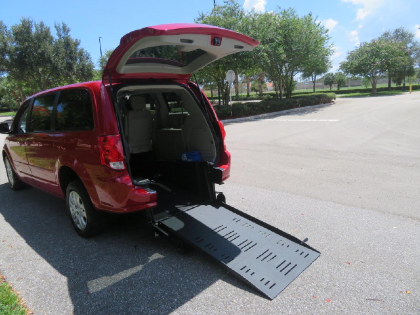 2015 Dodge Grand Caravan SE (2C4RDGBG4FR) with an 3.6L V6 DOHC 24V engine, 6-Speed Automatic transmission, located at 4301 Oak Circle #19, Boca Raton, FL, 33431, (954) 561-2499, 26.388861, -80.084038 - You are looking at a Gorgeous 2015 Dodge Grand Caravan SE Braunability Handicap Wheelchair Conversion Van with only 8100 Original Miles, Rear Entry Manual Ramp System, Rear Folding Seat Option, Rear Q Lock 150 Docking System, Full Power Package, Wheelchair Restraints, Rear Seat Belt Restraint, and M - Photo#44