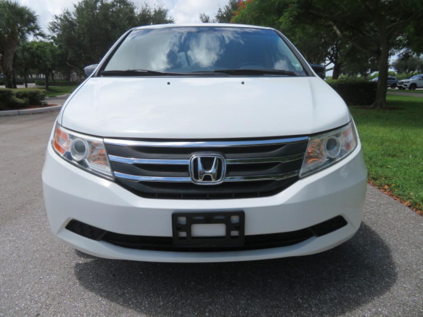 2012 /Tan Honda Odyssey EX (5FNRL5H41CB) with an 3.5L V6 SOHC 24V engine, 5-Speed Automatic transmission, located at 4301 Oak Circle #19, Boca Raton, FL, 33431, (954) 561-2499, 26.388861, -80.084038 - You are looking at a beautiful 2012 Honda Odyssey EX Braunability Handicap Wheelchair Conversion Van with Side Entry Braun Power Foldout Ramp System, Q Straint Tie Down System in the Floor, Hard Core Rubber Floor, Kneel Down System, Remote Keyless Entry with Remote Power Doors and Ramp System, 2 Key - Photo#6