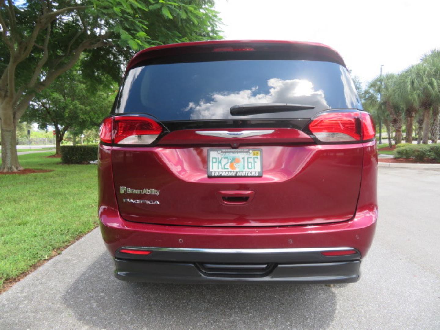 2020 /Black Chrysler Pacifica Touring-L Plus (2C4RC1EG7LR) with an 3.6L V6 DOHC 24V engine, 9A transmission, located at 4301 Oak Circle #19, Boca Raton, FL, 33431, (954) 561-2499, 26.388861, -80.084038 - You are looking at a Gorgeous Velvet Red Pearl 2020 Chrysler Pacifica Touring L Plus Braunability XT Power Foldout Side Entry Handicap Wheelchair Conversion Van with 37K Original Miles, Leather, Blu Ray Media Hubs with Rear Entertainment Screens, Active Noise Control, Heated Steering Wheel, Heated S - Photo#12