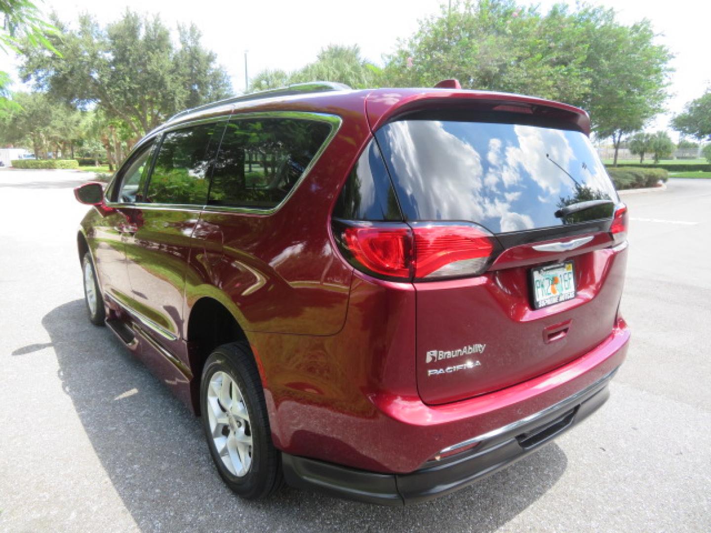 2020 /Black Chrysler Pacifica Touring-L Plus (2C4RC1EG7LR) with an 3.6L V6 DOHC 24V engine, 9A transmission, located at 4301 Oak Circle #19, Boca Raton, FL, 33431, (954) 561-2499, 26.388861, -80.084038 - You are looking at a Gorgeous Velvet Red Pearl 2020 Chrysler Pacifica Touring L Plus Braunability XT Power Foldout Side Entry Handicap Wheelchair Conversion Van with 37K Original Miles, Leather, Blu Ray Media Hubs with Rear Entertainment Screens, Active Noise Control, Heated Steering Wheel, Heated S - Photo#23