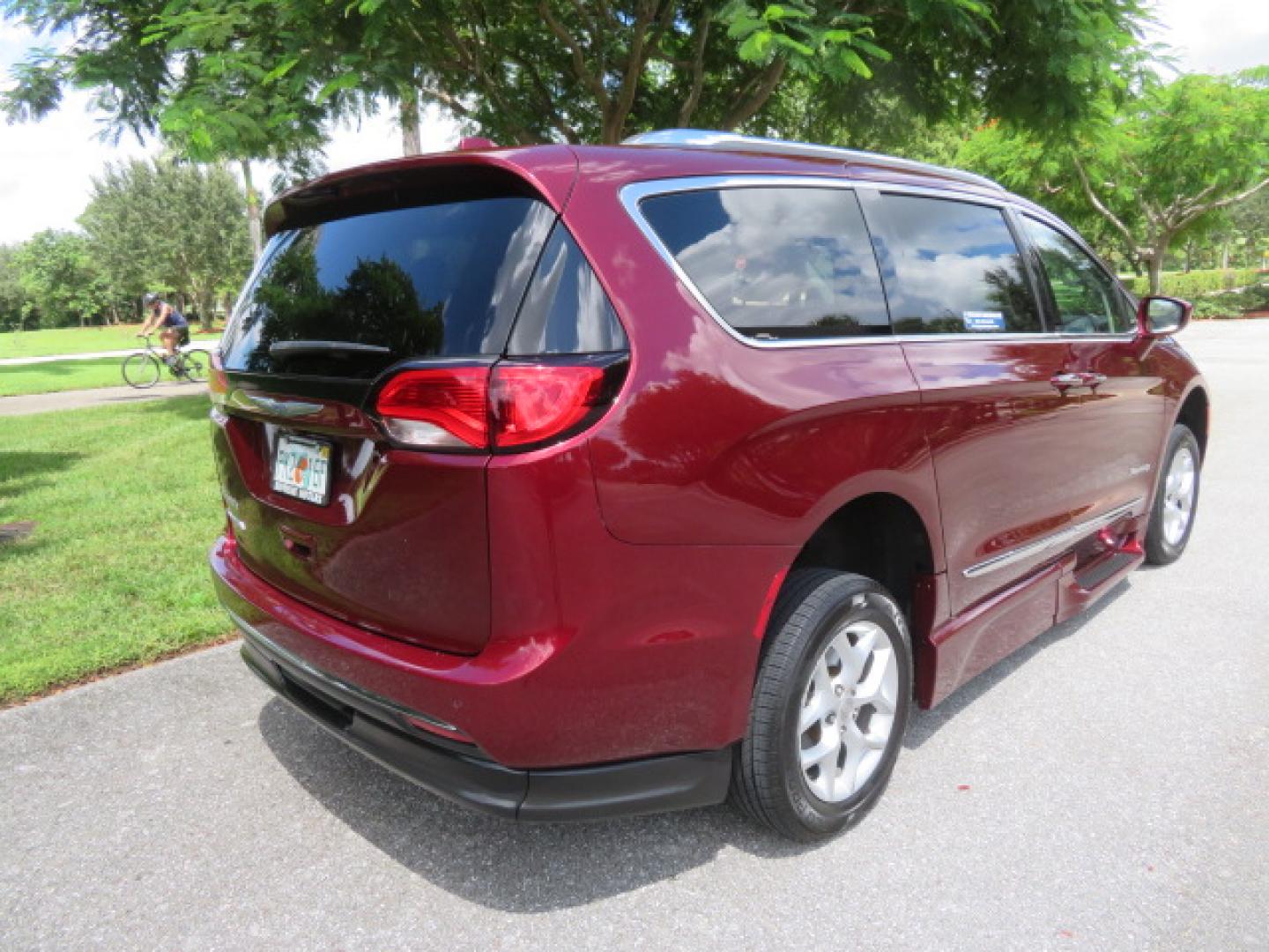 2020 /Black Chrysler Pacifica Touring-L Plus (2C4RC1EG7LR) with an 3.6L V6 DOHC 24V engine, 9A transmission, located at 4301 Oak Circle #19, Boca Raton, FL, 33431, (954) 561-2499, 26.388861, -80.084038 - You are looking at a Gorgeous Velvet Red Pearl 2020 Chrysler Pacifica Touring L Plus Braunability XT Power Foldout Side Entry Handicap Wheelchair Conversion Van with 37K Original Miles, Leather, Blu Ray Media Hubs with Rear Entertainment Screens, Active Noise Control, Heated Steering Wheel, Heated S - Photo#25