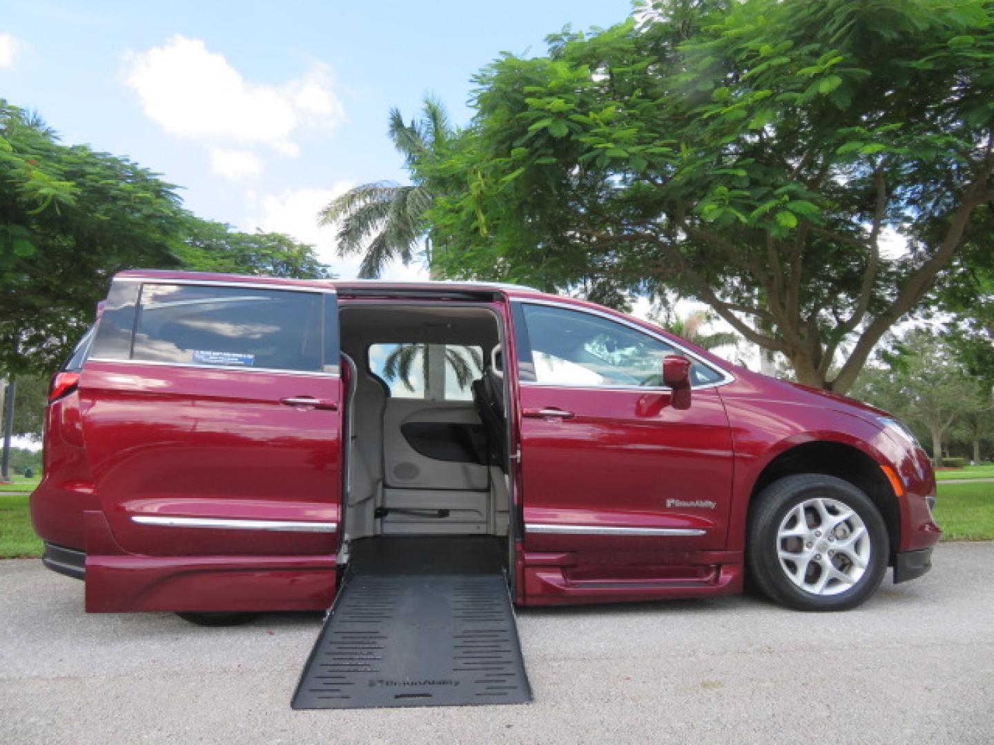 2020 /Black Chrysler Pacifica Touring-L Plus (2C4RC1EG7LR) with an 3.6L V6 DOHC 24V engine, 9A transmission, located at 4301 Oak Circle #19, Boca Raton, FL, 33431, (954) 561-2499, 26.388861, -80.084038 - You are looking at a Gorgeous Velvet Red Pearl 2020 Chrysler Pacifica Touring L Plus Braunability XT Power Foldout Side Entry Handicap Wheelchair Conversion Van with 37K Original Miles, Leather, Blu Ray Media Hubs with Rear Entertainment Screens, Active Noise Control, Heated Steering Wheel, Heated S - Photo#37