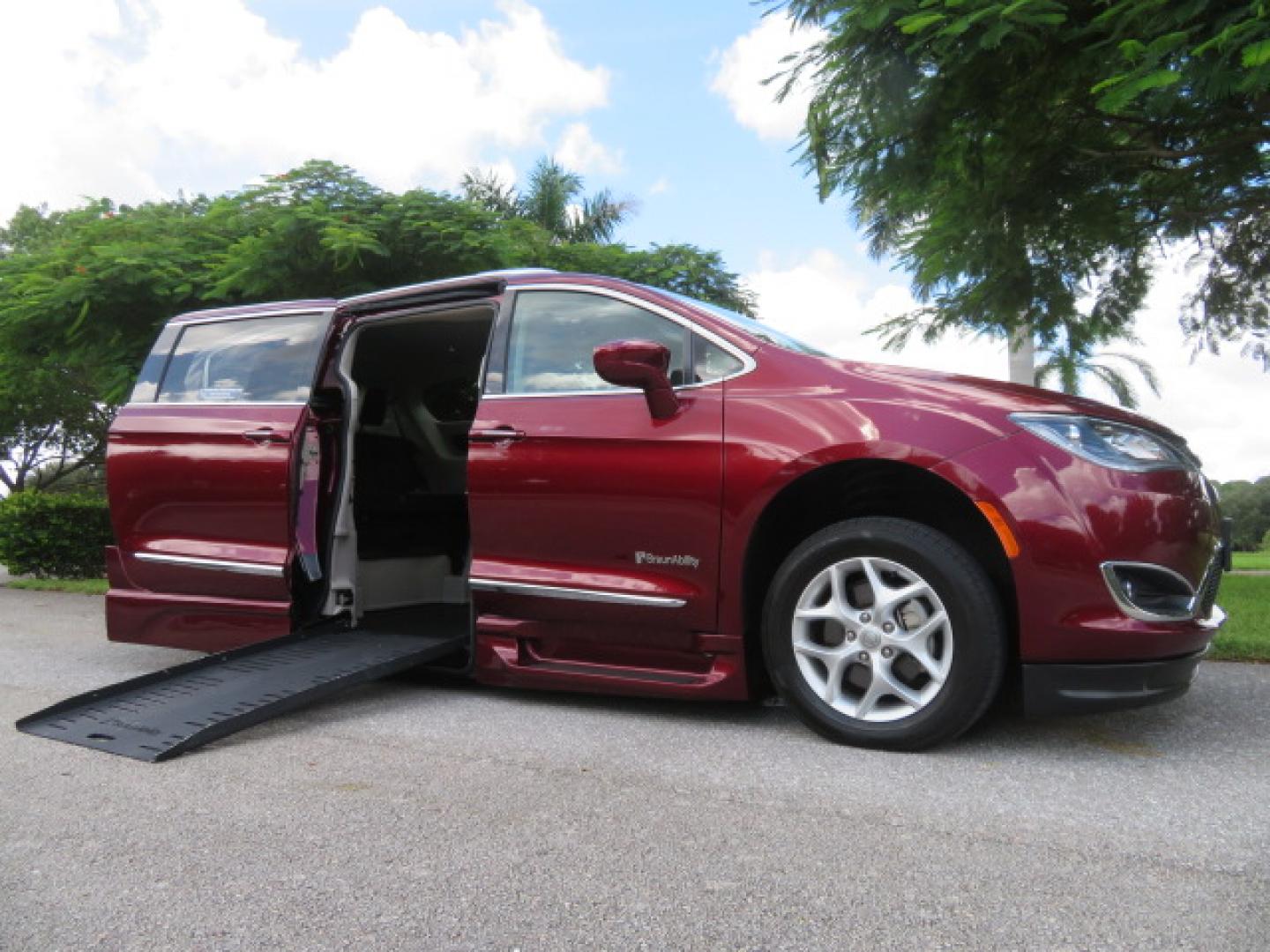 2020 /Black Chrysler Pacifica Touring-L Plus (2C4RC1EG7LR) with an 3.6L V6 DOHC 24V engine, 9A transmission, located at 4301 Oak Circle #19, Boca Raton, FL, 33431, (954) 561-2499, 26.388861, -80.084038 - You are looking at a Gorgeous Velvet Red Pearl 2020 Chrysler Pacifica Touring L Plus Braunability XT Power Foldout Side Entry Handicap Wheelchair Conversion Van with 37K Original Miles, Leather, Blu Ray Media Hubs with Rear Entertainment Screens, Active Noise Control, Heated Steering Wheel, Heated S - Photo#39