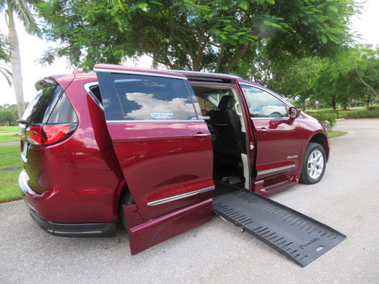 2020 /Black Chrysler Pacifica Touring-L Plus (2C4RC1EG7LR) with an 3.6L V6 DOHC 24V engine, 9A transmission, located at 4301 Oak Circle #19, Boca Raton, FL, 33431, (954) 561-2499, 26.388861, -80.084038 - You are looking at a Gorgeous Velvet Red Pearl 2020 Chrysler Pacifica Touring L Plus Braunability XT Power Foldout Side Entry Handicap Wheelchair Conversion Van with 37K Original Miles, Leather, Blu Ray Media Hubs with Rear Entertainment Screens, Active Noise Control, Heated Steering Wheel, Heated S - Photo#45