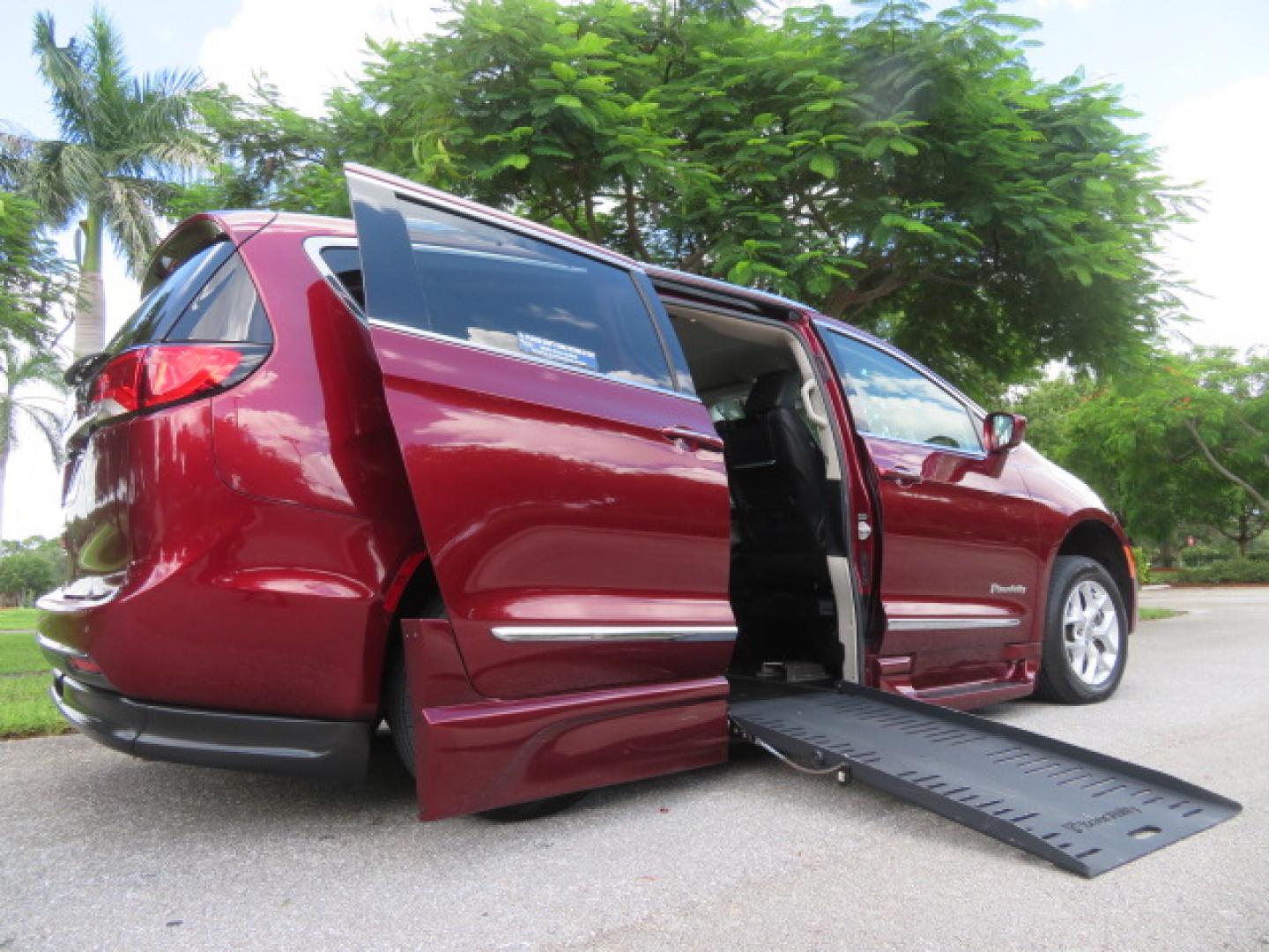 2020 /Black Chrysler Pacifica Touring-L Plus (2C4RC1EG7LR) with an 3.6L V6 DOHC 24V engine, 9A transmission, located at 4301 Oak Circle #19, Boca Raton, FL, 33431, (954) 561-2499, 26.388861, -80.084038 - You are looking at a Gorgeous Velvet Red Pearl 2020 Chrysler Pacifica Touring L Plus Braunability XT Power Foldout Side Entry Handicap Wheelchair Conversion Van with 37K Original Miles, Leather, Blu Ray Media Hubs with Rear Entertainment Screens, Active Noise Control, Heated Steering Wheel, Heated S - Photo#44