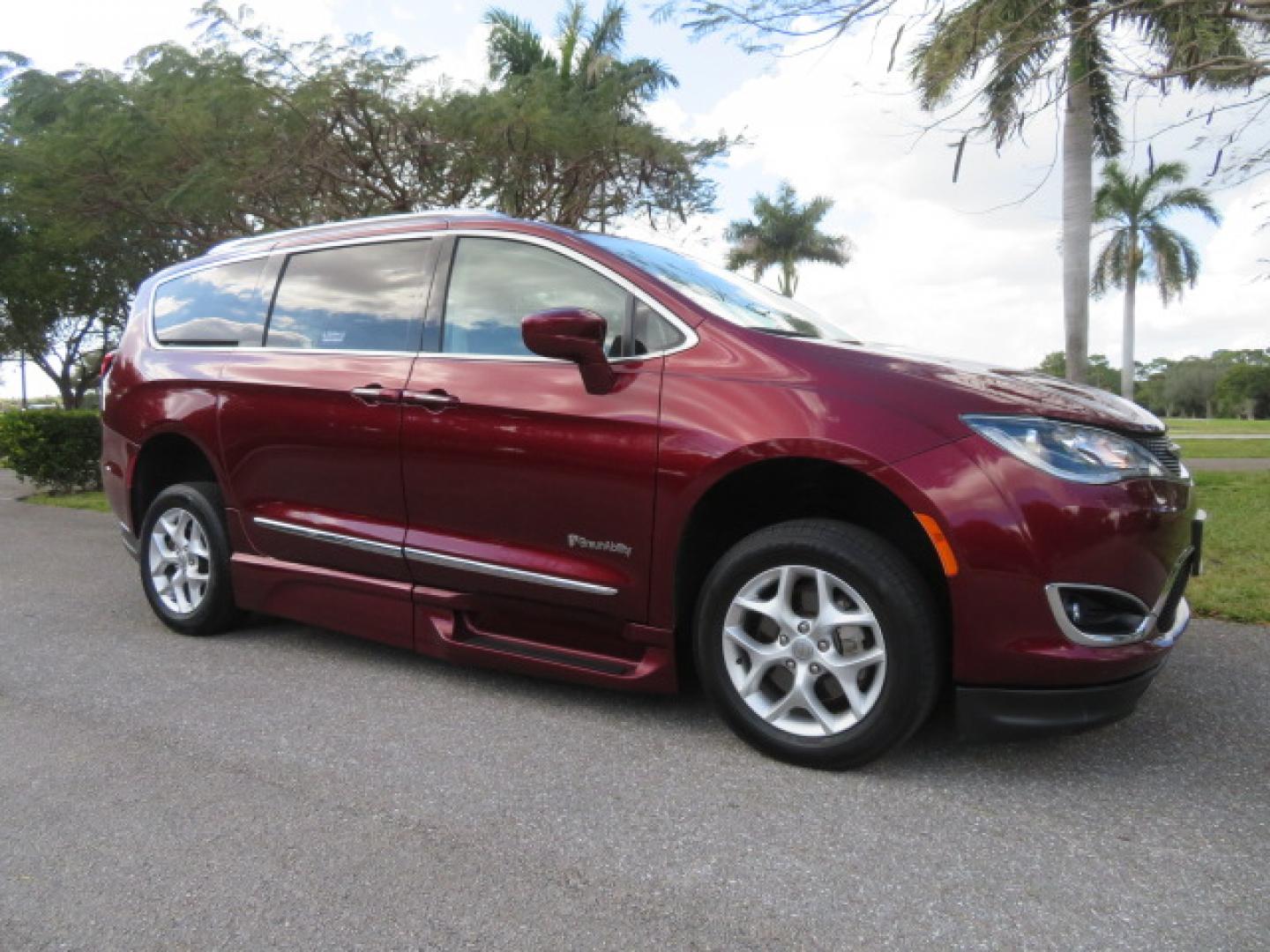2020 /Black Chrysler Pacifica Touring-L Plus (2C4RC1EG7LR) with an 3.6L V6 DOHC 24V engine, 9A transmission, located at 4301 Oak Circle #19, Boca Raton, FL, 33431, (954) 561-2499, 26.388472, -80.084045 - You are looking at a Gorgeous Velvet Red Pearl 2020 Chrysler Pacifica Touring L Plus Braunability XT Power Foldout Side Entry Handicap Wheelchair Conversion Van with 48K Original Miles, Leather, Blu Ray Media Hubs with Rear Entertainment Screens, Active Noise Control, Heated Steering Wheel, Heated S - Photo#7
