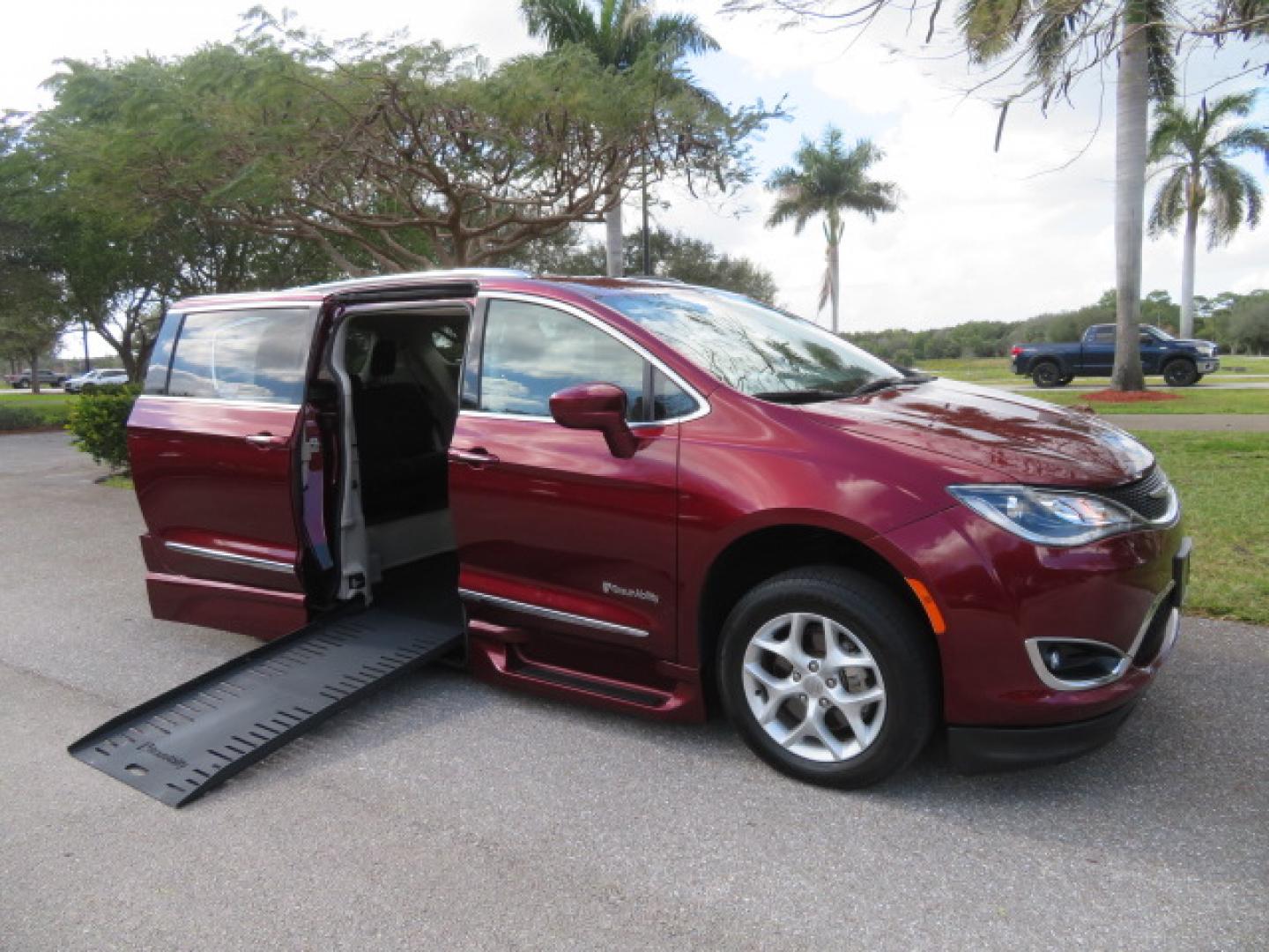 2020 /Black Chrysler Pacifica Touring-L Plus (2C4RC1EG7LR) with an 3.6L V6 DOHC 24V engine, 9A transmission, located at 4301 Oak Circle #19, Boca Raton, FL, 33431, (954) 561-2499, 26.388472, -80.084045 - You are looking at a Gorgeous Velvet Red Pearl 2020 Chrysler Pacifica Touring L Plus Braunability XT Power Foldout Side Entry Handicap Wheelchair Conversion Van with 48K Original Miles, Leather, Blu Ray Media Hubs with Rear Entertainment Screens, Active Noise Control, Heated Steering Wheel, Heated S - Photo#37
