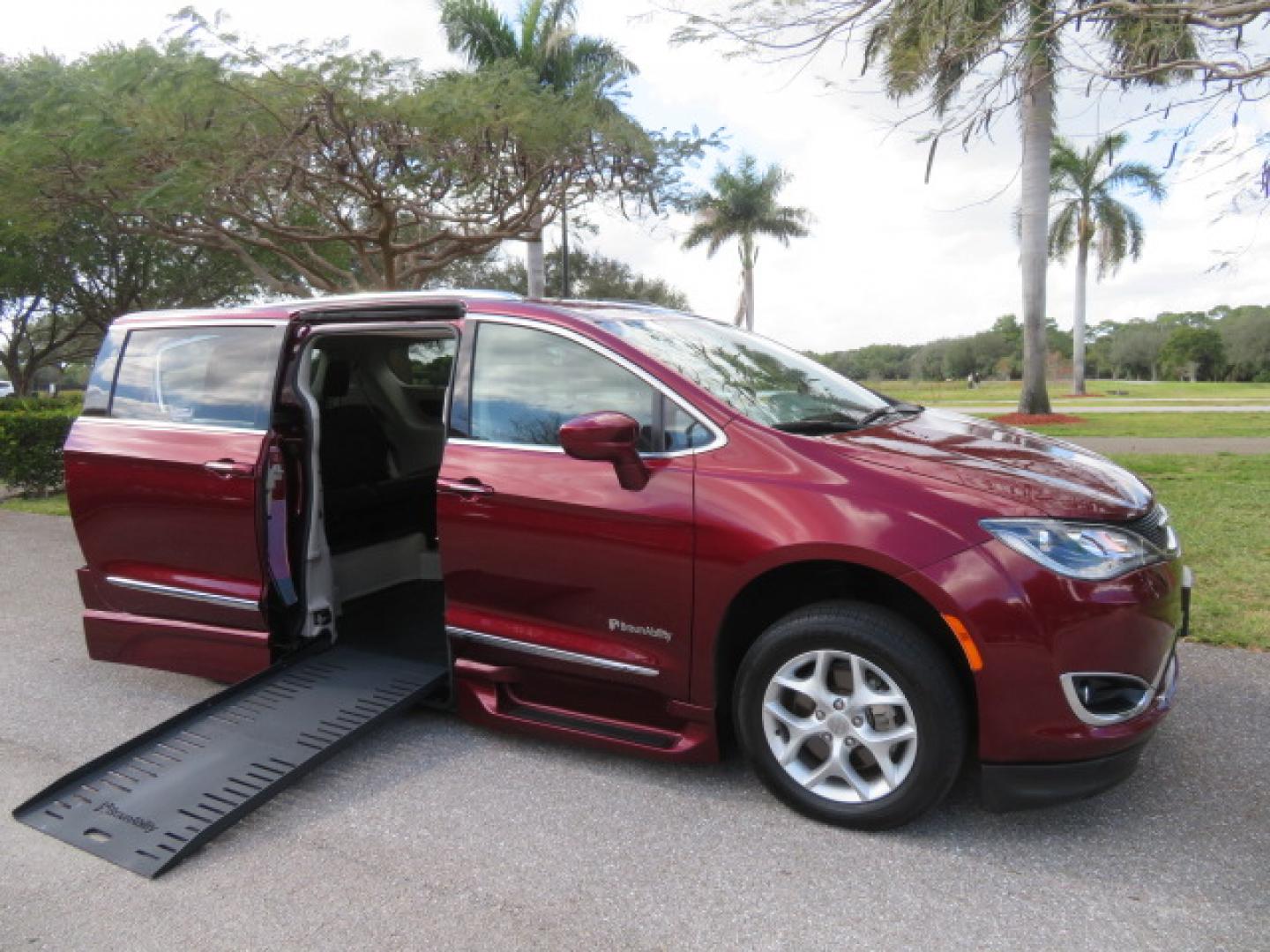 2020 /Black Chrysler Pacifica Touring-L Plus (2C4RC1EG7LR) with an 3.6L V6 DOHC 24V engine, 9A transmission, located at 4301 Oak Circle #19, Boca Raton, FL, 33431, (954) 561-2499, 26.388472, -80.084045 - You are looking at a Gorgeous Velvet Red Pearl 2020 Chrysler Pacifica Touring L Plus Braunability XT Power Foldout Side Entry Handicap Wheelchair Conversion Van with 48K Original Miles, Leather, Blu Ray Media Hubs with Rear Entertainment Screens, Active Noise Control, Heated Steering Wheel, Heated S - Photo#38