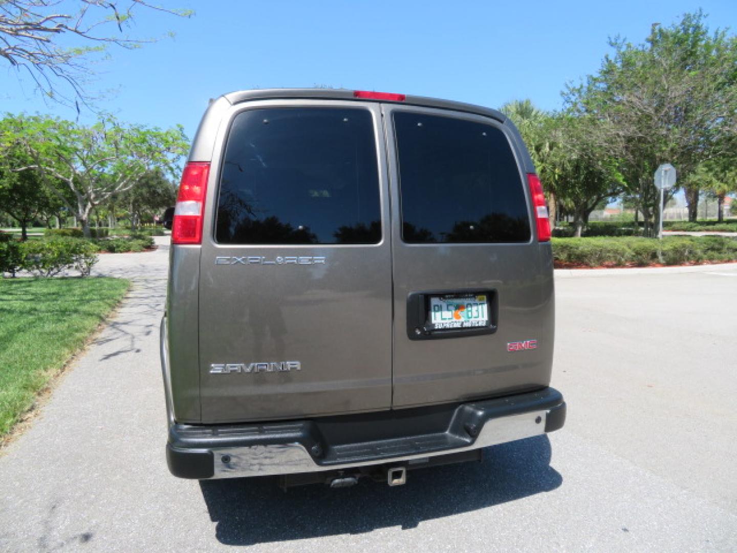 2021 Bronze Mist /Beige GMC Savana LS 2500 (1GJW7EF73M1) with an 6.6L V8 OHV 16V engine, 6A transmission, located at 4301 Oak Circle #19, Boca Raton, FL, 33431, (954) 561-2499, 26.388472, -80.084045 - Photo#16