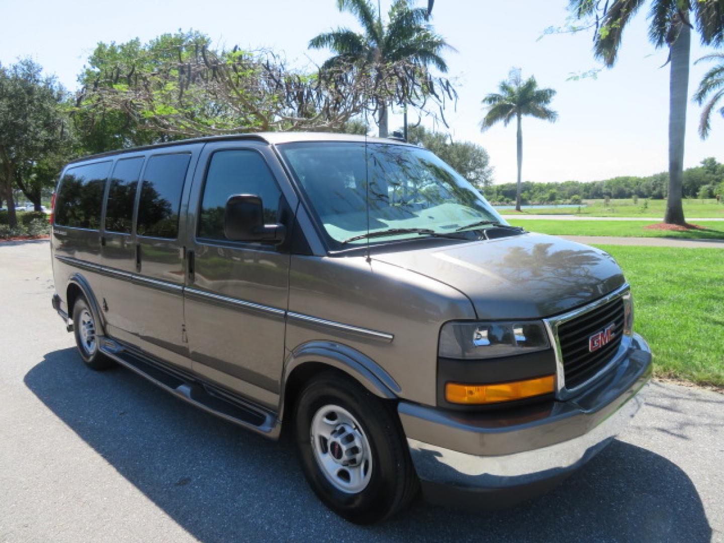 2021 Bronze Mist /Beige GMC Savana LS 2500 (1GJW7EF73M1) with an 6.6L V8 OHV 16V engine, 6A transmission, located at 4301 Oak Circle #19, Boca Raton, FL, 33431, (954) 561-2499, 26.388472, -80.084045 - Photo#20