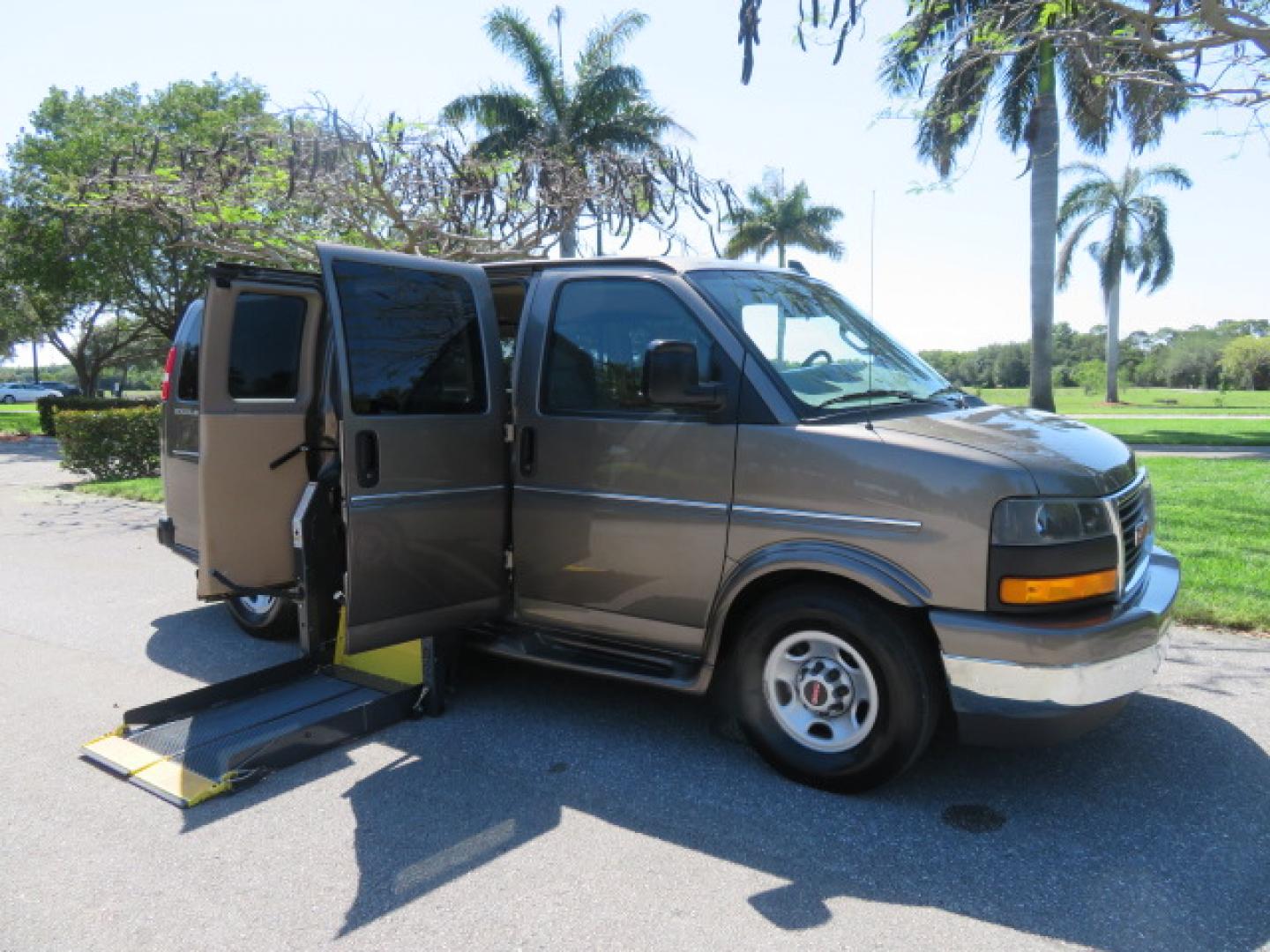 2021 Bronze Mist /Beige GMC Savana LS 2500 (1GJW7EF73M1) with an 6.6L V8 OHV 16V engine, 6A transmission, located at 4301 Oak Circle #19, Boca Raton, FL, 33431, (954) 561-2499, 26.388472, -80.084045 - Photo#49