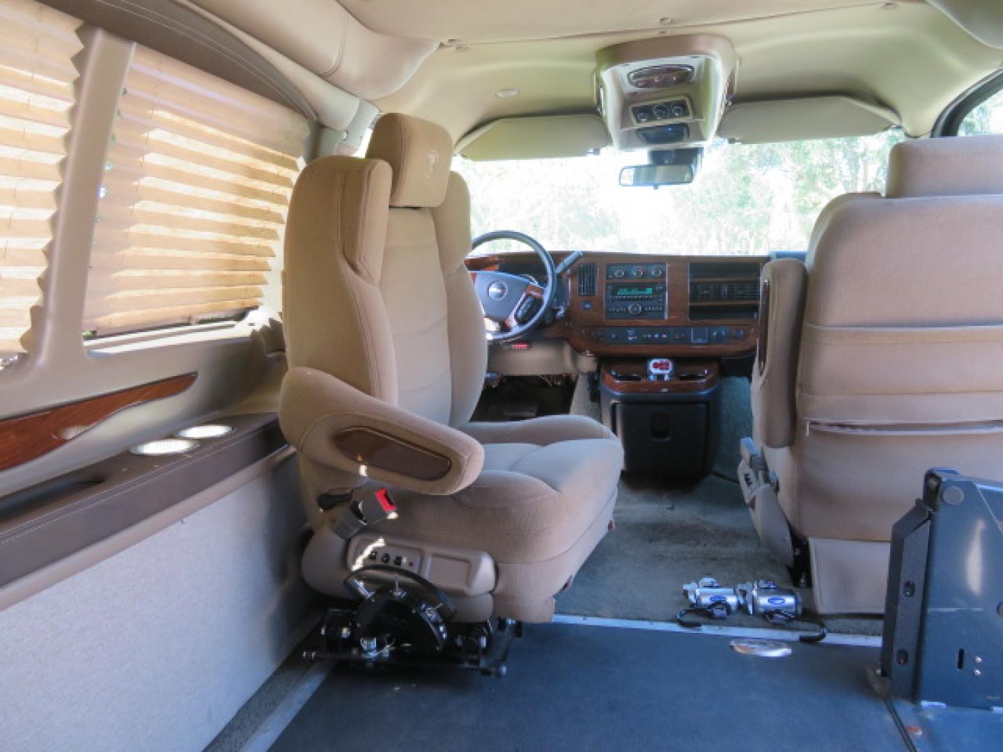 2021 Bronze Mist /Beige GMC Savana LS 2500 (1GJW7EF73M1) with an 6.6L V8 OHV 16V engine, 6A transmission, located at 4301 Oak Circle #19, Boca Raton, FL, 33431, (954) 561-2499, 26.388472, -80.084045 - Photo#64