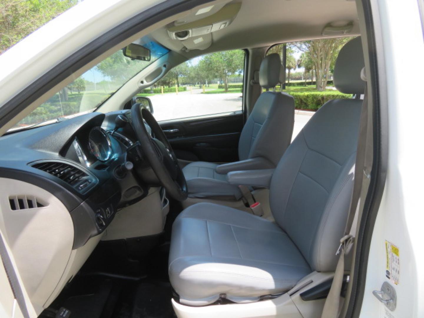 2014 White /Gray Dodge Grand Caravan SE (2C7WDGBG3ER) with an 3.6L V6 DOHC 24V engine, 6-Speed Automatic transmission, located at 4301 Oak Circle #19, Boca Raton, FL, 33431, (954) 561-2499, 26.388472, -80.084045 - You are looking a beautiful 2014 Dodge Grand Caravan SXT Braunability Handicap Wheelchair Conversion Van with 121K Original Miles, Braunability Commercial Handicap Van Conversion with Manual Side Entry Ramp, Wheelchair Tie Downs, Dual Sliding Doors, Power Package, Soundsystem, Cruise Control, and Mu - Photo#61