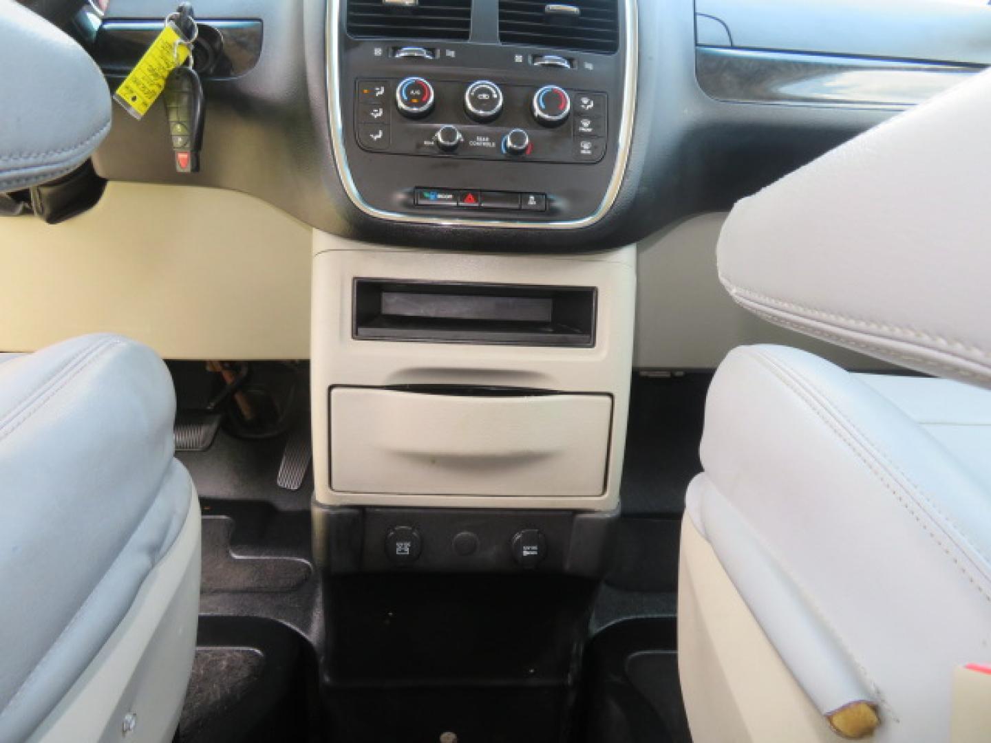 2014 White /Gray Dodge Grand Caravan SE (2C7WDGBG3ER) with an 3.6L V6 DOHC 24V engine, 6-Speed Automatic transmission, located at 4301 Oak Circle #19, Boca Raton, FL, 33431, (954) 561-2499, 26.388472, -80.084045 - You are looking a beautiful 2014 Dodge Grand Caravan SXT Braunability Handicap Wheelchair Conversion Van with 121K Original Miles, Braunability Commercial Handicap Van Conversion with Manual Side Entry Ramp, Wheelchair Tie Downs, Dual Sliding Doors, Power Package, Soundsystem, Cruise Control, and Mu - Photo#69