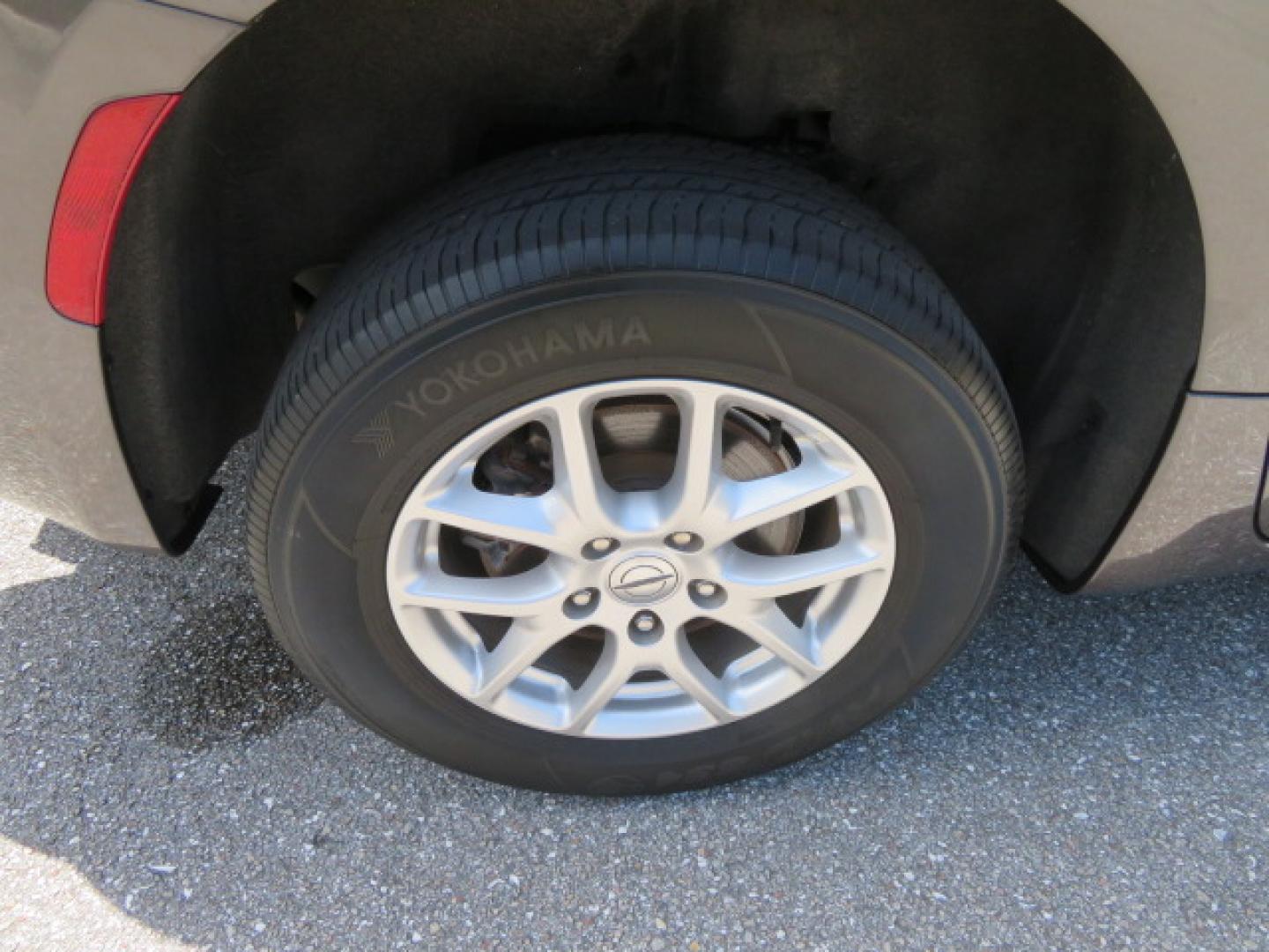 2022 /Black Chrysler Voyager LX (2C4RC1CG8NR) with an 3.6L V6 DOHC 24V engine, 9A transmission, located at 4301 Oak Circle #19, Boca Raton, FL, 33431, (954) 561-2499, 26.388472, -80.084045 - https://youtu.be/Tc_bEcSXyPo - Photo#29