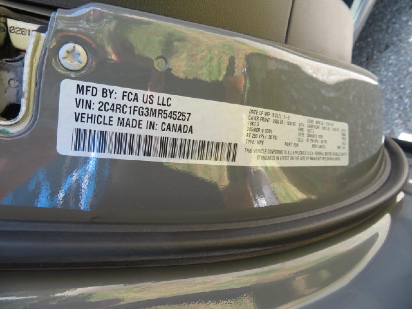 2021 Ceramic Gray /Black Chrysler Pacifica Touring Plus (2C4RC1FG3MR) with an 3.6L V6 DOHC 24V engine, 9A transmission, located at 4301 Oak Circle #19, Boca Raton, FL, 33431, (954) 561-2499, 26.388472, -80.084045 - You are looking at a Gorgeous 2021 Chrysler Pacifica Touring S Sport RollX Power In Floor Side Entry Handicap Wheelchair Conversion Van with Super Low 39K Original Miles, Exterior Color: Ceramic Gray Clear–Coat Exterior Paint Interior Color: Black / Black / Black Interior Colors Interior: Premium - Photo#76