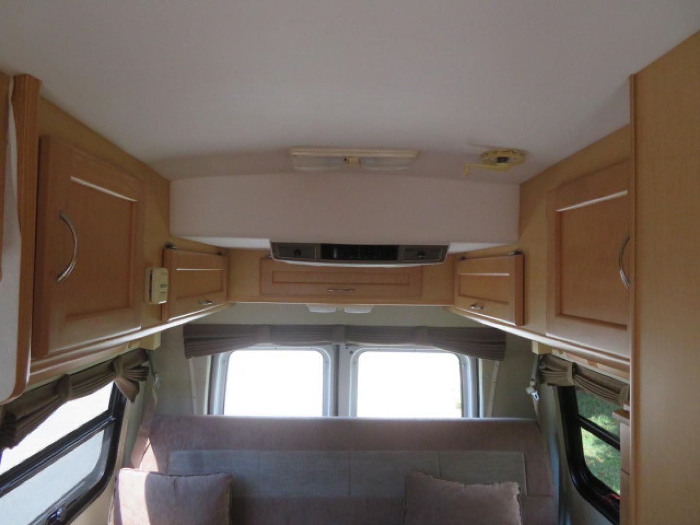 2006 White /Tan Ford Econoline E-350 Super Duty (1FDSE34L56H) with an 5.4L V8 SOHC 16V engine, located at 4301 Oak Circle #19, Boca Raton, FL, 33431, (954) 561-2499, 26.388472, -80.084045 - You are looking at Nicest 2006 Ford E350 Super Duty Pleasure Way Excel TS 5.4L V8 with Ultra Low 46K Original Miles Fully Loaded Class B RV. High End Quality with everything you need to go off grid today. This is a One Owner Rust Free Southern Van with a Clean Carfax and Clean Title. This Pleasure W - Photo#83