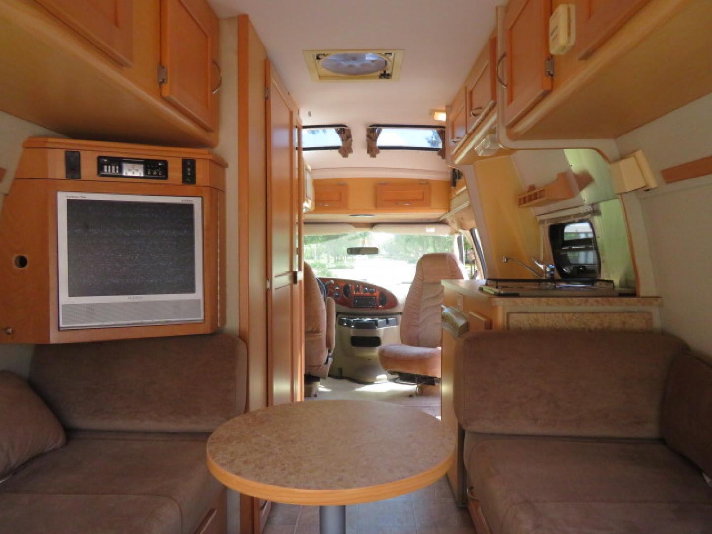 2006 White /Tan Ford Econoline E-350 Super Duty (1FDSE34L56H) with an 5.4L V8 SOHC 16V engine, located at 4301 Oak Circle #19, Boca Raton, FL, 33431, (954) 561-2499, 26.388472, -80.084045 - You are looking at Nicest 2006 Ford E350 Super Duty Pleasure Way Excel TS 5.4L V8 with Ultra Low 46K Original Miles Fully Loaded Class B RV. High End Quality with everything you need to go off grid today. This is a One Owner Rust Free Southern Van with a Clean Carfax and Clean Title. This Pleasure W - Photo#110