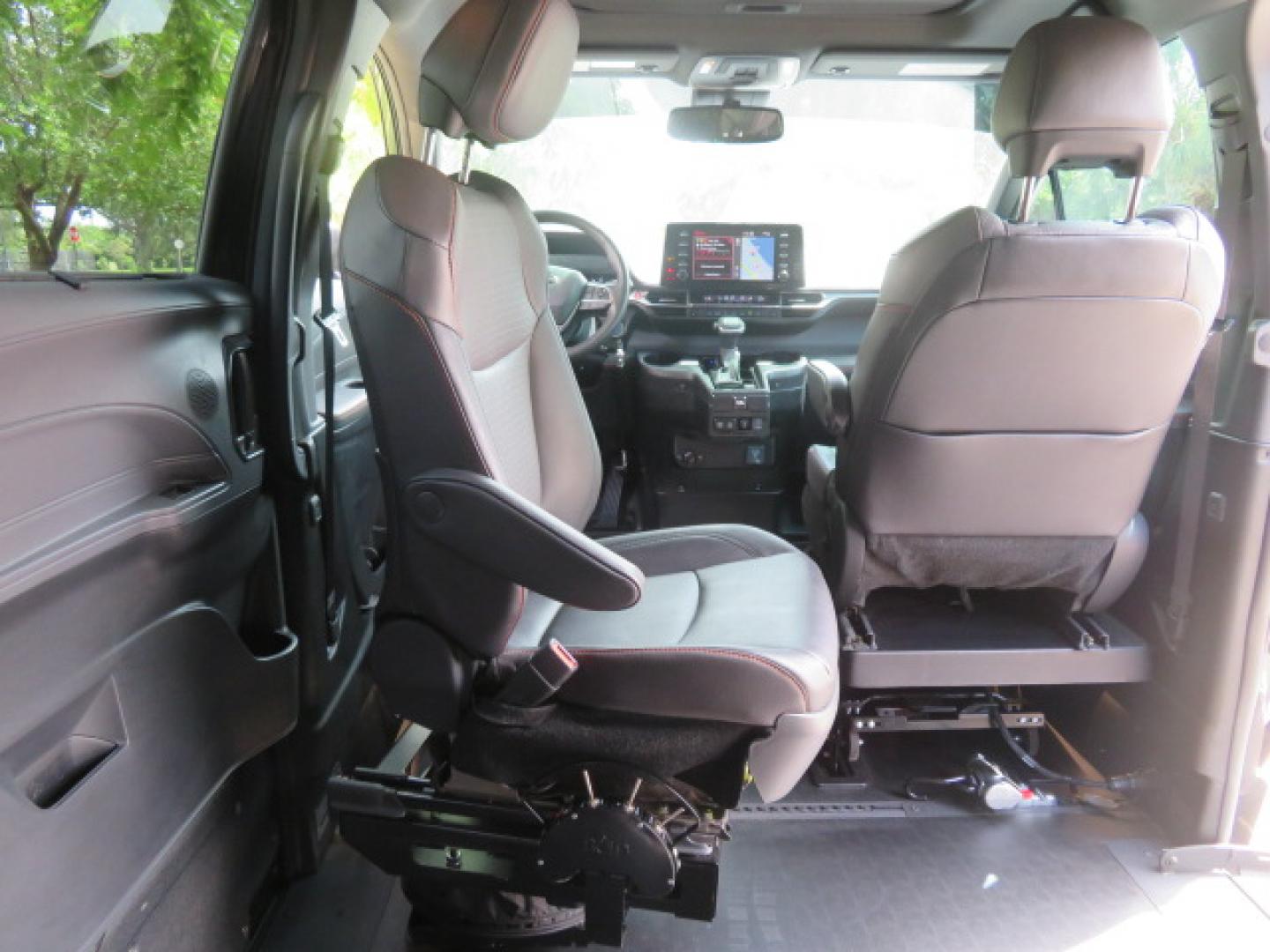 2024 Black /Black Toyota Sienna XSE 7-Passenger (5TDDRKEC4RS) with an 2.5L L4 DOHC 16V HYBRID engine, CVT transmission, located at 4301 Oak Circle #19, Boca Raton, FL, 33431, (954) 561-2499, 26.388472, -80.084045 - You are looking at a stunning 2024 Toyota Sienna XSE Sport Handicap Wheelchair Conversion Van Braunability XT with 14K Miles with Transfer and Hand Controls. Beautiful Black on Black Color Combo with Side Entry Braun Conversion. Clean Carfax, Clean Autocheck, and Clean Title. No issues and No Storie - Photo#48