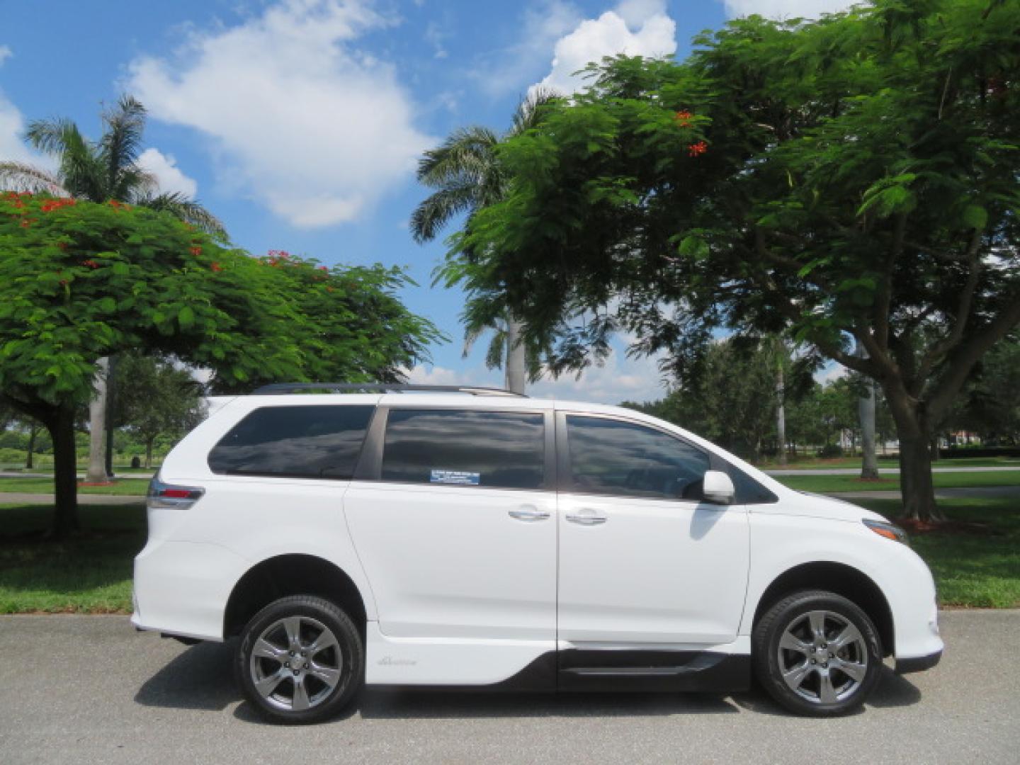 2017 White /Black Toyota Sienna SE 8-Passenger (5TDXZ3DC3HS) with an 3.5L V6 EFI DOHC 24V engine, 8A transmission, located at 4301 Oak Circle #19, Boca Raton, FL, 33431, (954) 561-2499, 26.388472, -80.084045 - You are looking at Gorgeous Low Mileage 2017 Toyota Sienna SE Sport Handicap Van Wheelchair Van VMI Conversion Van with 42K Original Miles, Power Side Entry Ramp with Kneeling Van Function, Q Straint Tie Down System. Quick Release Front Seats, Floor with L Tracks, Black Leather Interior, Premium Sou - Photo#6