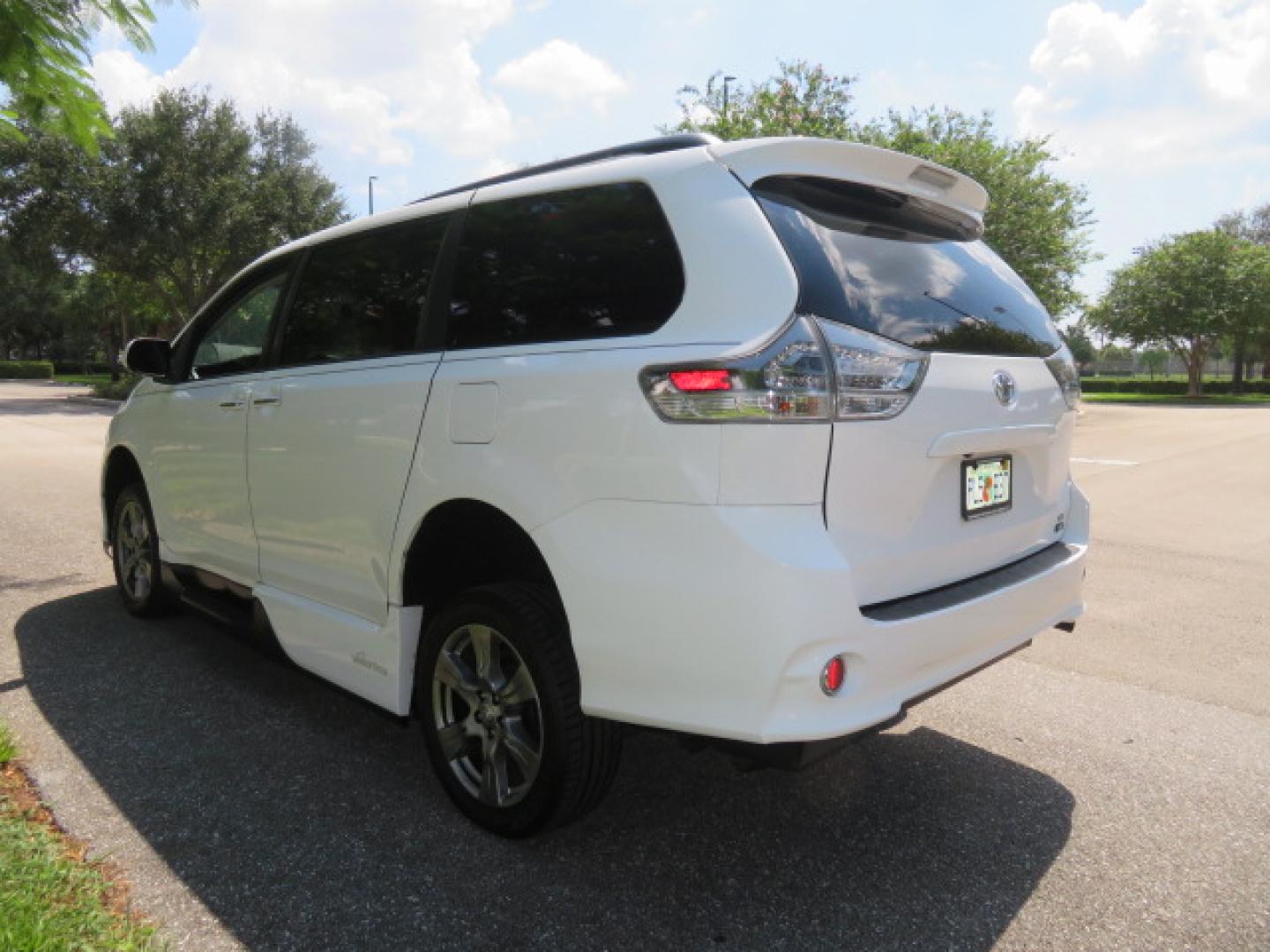 2017 White /Black Toyota Sienna SE 8-Passenger (5TDXZ3DC3HS) with an 3.5L V6 EFI DOHC 24V engine, 8A transmission, located at 4301 Oak Circle #19, Boca Raton, FL, 33431, (954) 561-2499, 26.388472, -80.084045 - You are looking at Gorgeous Low Mileage 2017 Toyota Sienna SE Sport Handicap Van Wheelchair Van VMI Conversion Van with 42K Original Miles, Power Side Entry Ramp with Kneeling Van Function, Q Straint Tie Down System. Quick Release Front Seats, Floor with L Tracks, Black Leather Interior, Premium Sou - Photo#13
