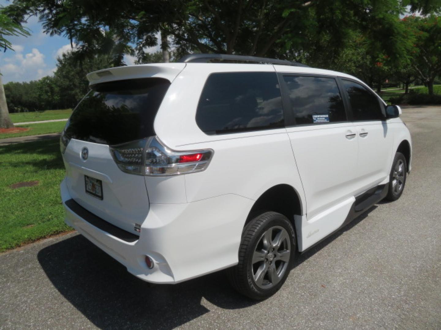 2017 White /Black Toyota Sienna SE 8-Passenger (5TDXZ3DC3HS) with an 3.5L V6 EFI DOHC 24V engine, 8A transmission, located at 4301 Oak Circle #19, Boca Raton, FL, 33431, (954) 561-2499, 26.388472, -80.084045 - You are looking at Gorgeous Low Mileage 2017 Toyota Sienna SE Sport Handicap Van Wheelchair Van VMI Conversion Van with 42K Original Miles, Power Side Entry Ramp with Kneeling Van Function, Q Straint Tie Down System. Quick Release Front Seats, Floor with L Tracks, Black Leather Interior, Premium Sou - Photo#24