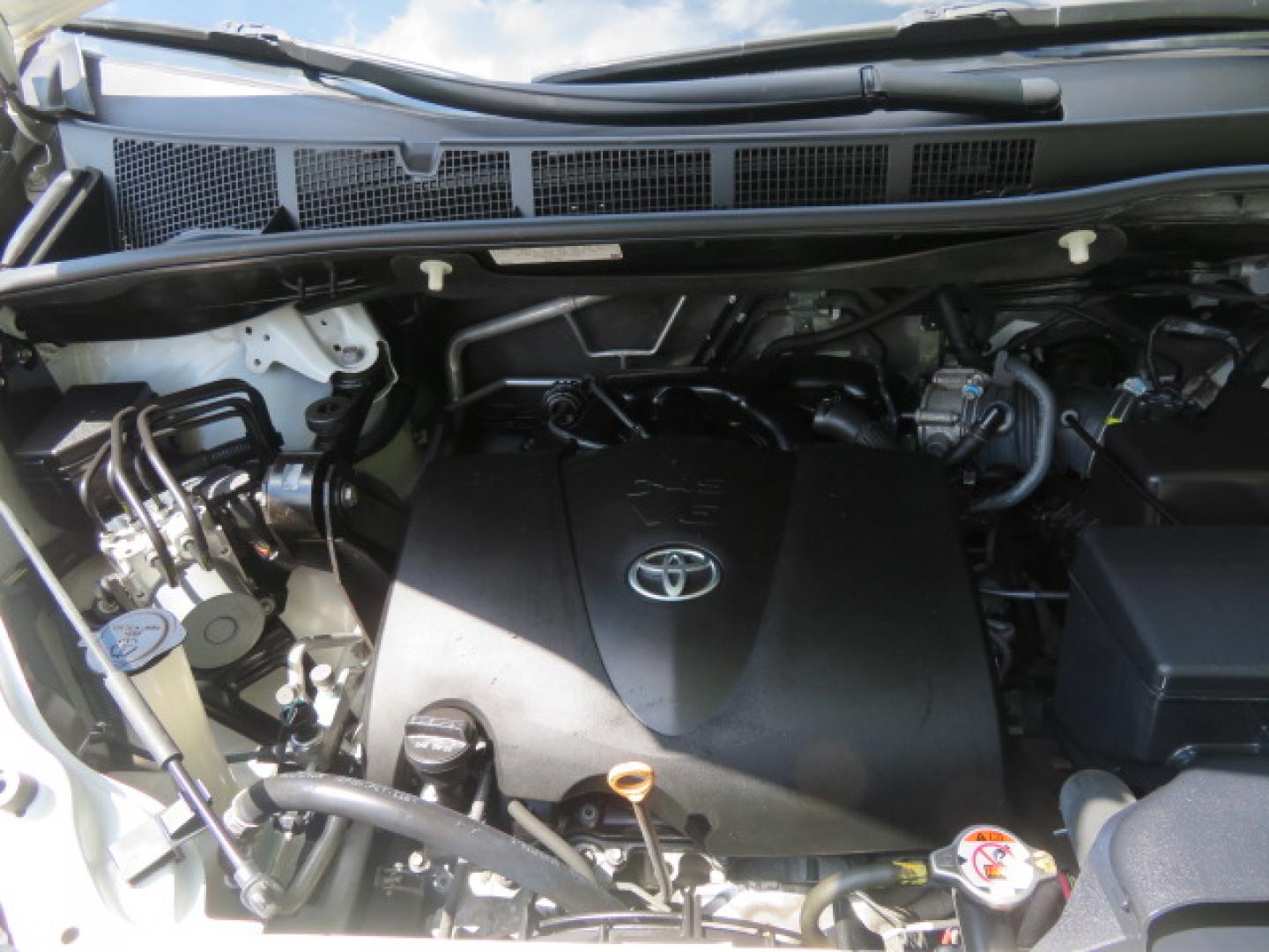 2017 White /Black Toyota Sienna SE 8-Passenger (5TDXZ3DC3HS) with an 3.5L V6 EFI DOHC 24V engine, 8A transmission, located at 4301 Oak Circle #19, Boca Raton, FL, 33431, (954) 561-2499, 26.388472, -80.084045 - You are looking at Gorgeous Low Mileage 2017 Toyota Sienna SE Sport Handicap Van Wheelchair Van VMI Conversion Van with 42K Original Miles, Power Side Entry Ramp with Kneeling Van Function, Q Straint Tie Down System. Quick Release Front Seats, Floor with L Tracks, Black Leather Interior, Premium Sou - Photo#77