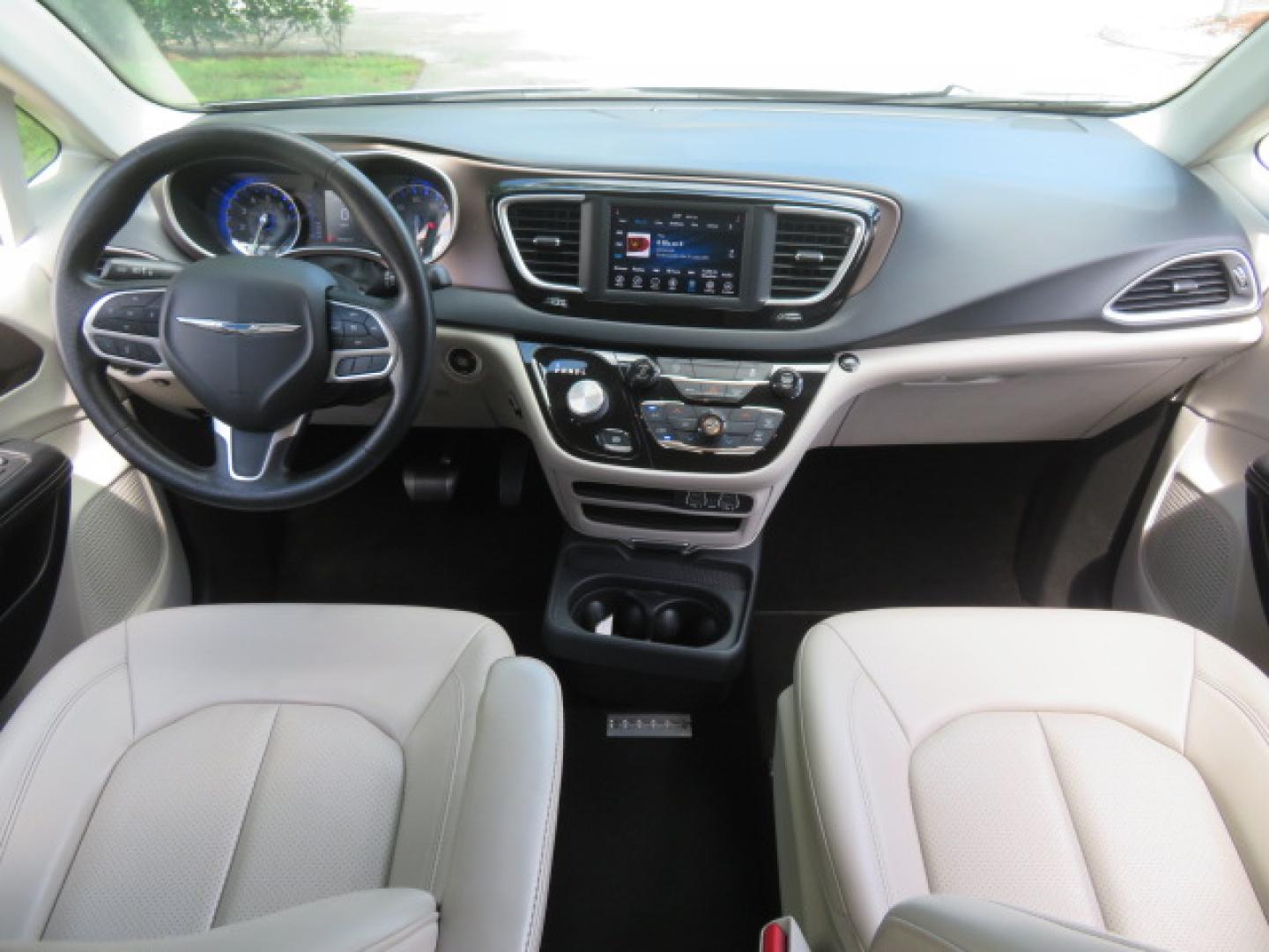 2021 Chrysler Voyager LXI (2C4RC1DG8MR) with an 3.6L V6 DOHC 24V engine, 9A transmission, located at 4301 Oak Circle #19, Boca Raton, FL, 33431, (954) 561-2499, 26.388472, -80.084045 - Photo#51