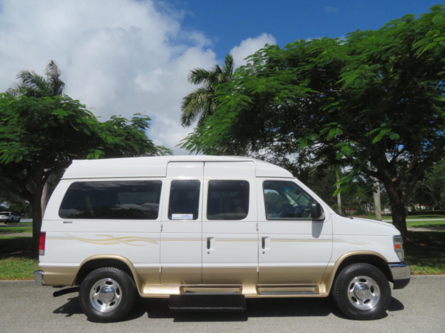 2014 White /Tan Ford E-Series Van E-150 (1FTNE1EL8ED) with an 5.4L V8 SOHC 16V FFV engine, 4-Speed Automatic transmission, located at 4301 Oak Circle #19, Boca Raton, FL, 33431, (954) 561-2499, 26.388472, -80.084045 - 2014 Ford E-Series Van E-150 Handicap Wheelchair Conversion Van 38K Original Miles Gorgeous Power Doors Transfer Seat Braun UVL - Photo#4