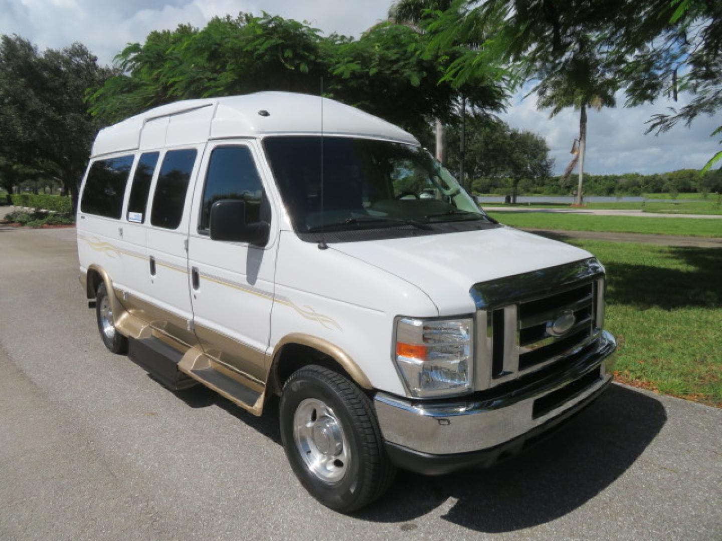 2014 White /Tan Ford E-Series Van E-150 (1FTNE1EL8ED) with an 5.4L V8 SOHC 16V FFV engine, 4-Speed Automatic transmission, located at 4301 Oak Circle #19, Boca Raton, FL, 33431, (954) 561-2499, 26.388472, -80.084045 - 2014 Ford E-Series Van E-150 Handicap Wheelchair Conversion Van 38K Original Miles Gorgeous Power Doors Transfer Seat Braun UVL - Photo#17
