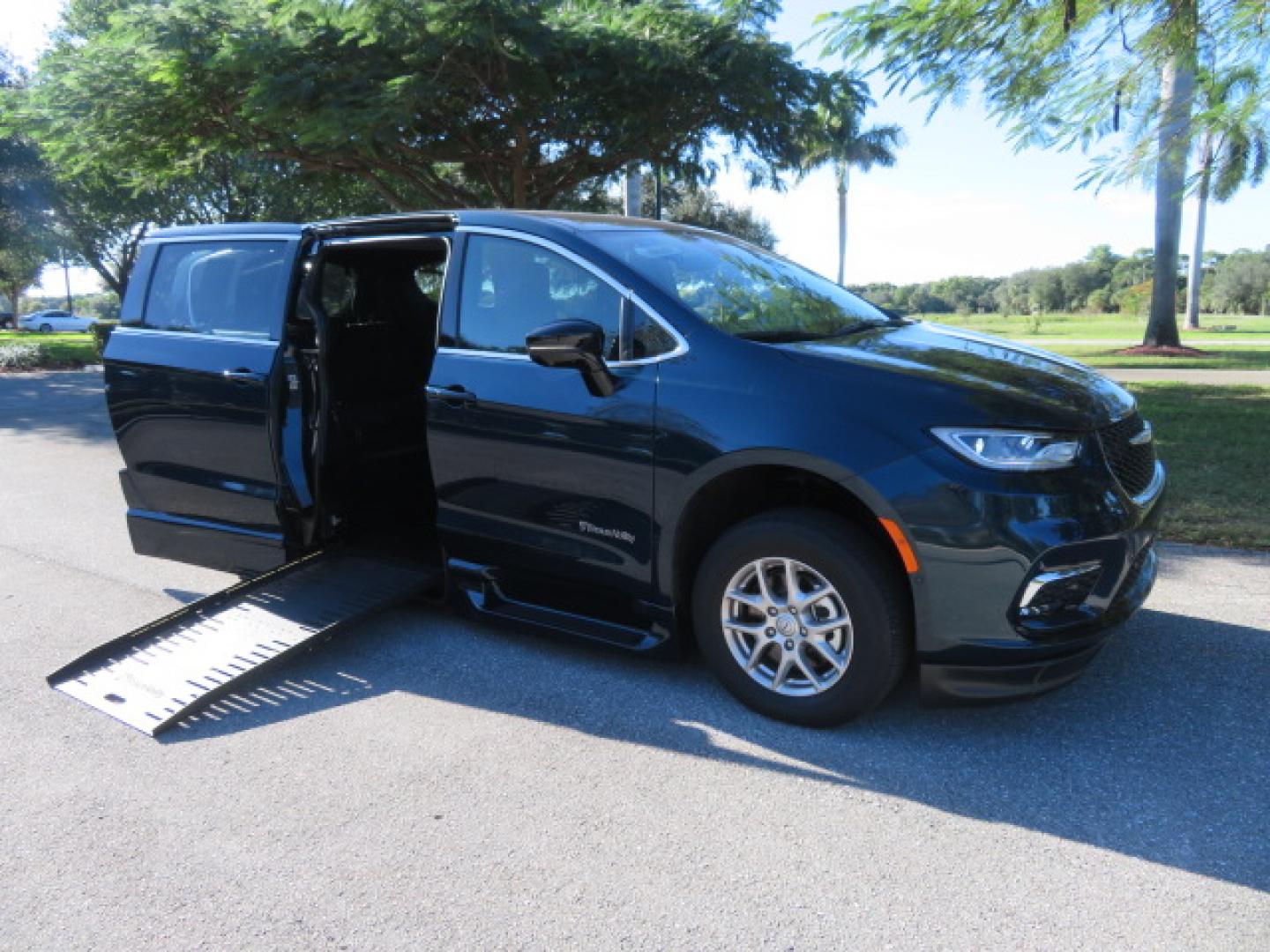 2025 Dark Blue /Black Chrysler Pacifica Select (2C4RC1BG1SR) with an 3.6L V6 DOHC 24V engine, 9A transmission, located at 4301 Oak Circle #19, Boca Raton, FL, 33431, (954) 561-2499, 26.388472, -80.084045 - 2025 CHRYSLER PACIFICA SELECT BRAUNABILITY XT HANDICAP WHEELCHAIR CONVERSION Brand New Van with a 6 Way Driver's Transfer Seat Installed. Fully Loaded. Priced way below MSRP! This is a steal! Please Call or Text us at 954-561-2499. ? Brand New BraunAbility Pacifica XT Priced to Move! ? Stop sett - Photo#55