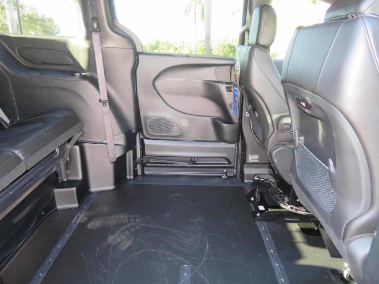 2025 Dark Blue /Black Chrysler Pacifica Select (2C4RC1BG1SR) with an 3.6L V6 DOHC 24V engine, 9A transmission, located at 4301 Oak Circle #19, Boca Raton, FL, 33431, (954) 561-2499, 26.388472, -80.084045 - 2025 CHRYSLER PACIFICA SELECT BRAUNABILITY XT HANDICAP WHEELCHAIR CONVERSION Brand New Van with a 6 Way Driver's Transfer Seat Installed. Fully Loaded. Priced way below MSRP! This is a steal! Please Call or Text us at 954-561-2499. ? Brand New BraunAbility Pacifica XT Priced to Move! ? Stop sett - Photo#59