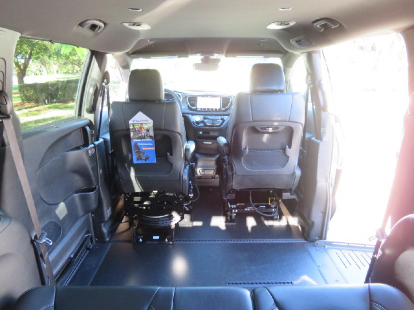 2025 Dark Blue /Black Chrysler Pacifica Select (2C4RC1BG1SR) with an 3.6L V6 DOHC 24V engine, 9A transmission, located at 4301 Oak Circle #19, Boca Raton, FL, 33431, (954) 561-2499, 26.388472, -80.084045 - 2025 CHRYSLER PACIFICA SELECT BRAUNABILITY XT HANDICAP WHEELCHAIR CONVERSION Brand New Van with a 6 Way Driver's Transfer Seat Installed. Fully Loaded. Priced way below MSRP! This is a steal! Please Call or Text us at 954-561-2499. ? Brand New BraunAbility Pacifica XT Priced to Move! ? Stop sett - Photo#98