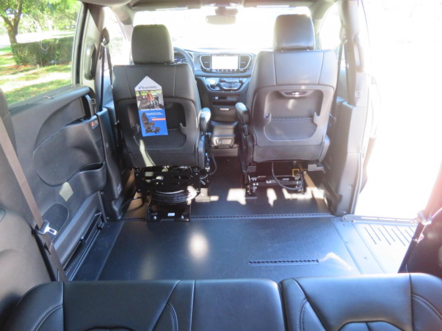 2025 Dark Blue /Black Chrysler Pacifica Select (2C4RC1BG1SR) with an 3.6L V6 DOHC 24V engine, 9A transmission, located at 4301 Oak Circle #19, Boca Raton, FL, 33431, (954) 561-2499, 26.388472, -80.084045 - 2025 CHRYSLER PACIFICA SELECT BRAUNABILITY XT HANDICAP WHEELCHAIR CONVERSION Brand New Van with a 6 Way Driver's Transfer Seat Installed. Fully Loaded. Priced way below MSRP! This is a steal! Please Call or Text us at 954-561-2499. ? Brand New BraunAbility Pacifica XT Priced to Move! ? Stop sett - Photo#99