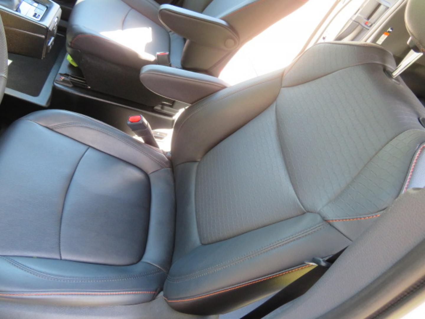 2023 White /Black Toyota Sienna XSE 7-Passenger (5TDXRKEC9PS) with an 2.5L L4 DOHC 16V HYBRID engine, CVT transmission, located at 4301 Oak Circle #19, Boca Raton, FL, 33431, (954) 561-2499, 26.388472, -80.084045 - Photo#62