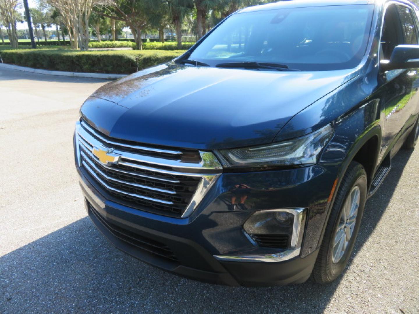 2023 Northsky Blue /Black Chevrolet Traverse LT Cloth FWD (1GNERGKWXPJ) with an 3.6L V6 DOHC 24V engine, 9A transmission, located at 4301 Oak Circle #19, Boca Raton, FL, 33431, (954) 561-2499, 26.388472, -80.084045 - ? FOR SALE: 2023 Chevy Traverse – BraunAbility Wheelchair Conversion ? Supreme Motors and Mobility Experience premium accessibility with this like-new mobility SUV featuring only 5,000 original miles! ? Vehicle Highlights: 2023 Chevrolet Traverse BraunAbility Power Side-Entry In-Floor - Photo#18