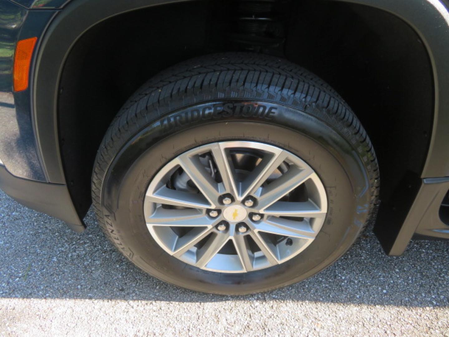 2023 Northsky Blue /Black Chevrolet Traverse LT Cloth FWD (1GNERGKWXPJ) with an 3.6L V6 DOHC 24V engine, 9A transmission, located at 4301 Oak Circle #19, Boca Raton, FL, 33431, (954) 561-2499, 26.388472, -80.084045 - ? FOR SALE: 2023 Chevy Traverse – BraunAbility Wheelchair Conversion ? Supreme Motors and Mobility Experience premium accessibility with this like-new mobility SUV featuring only 5,000 original miles! ? Vehicle Highlights: 2023 Chevrolet Traverse BraunAbility Power Side-Entry In-Floor - Photo#31