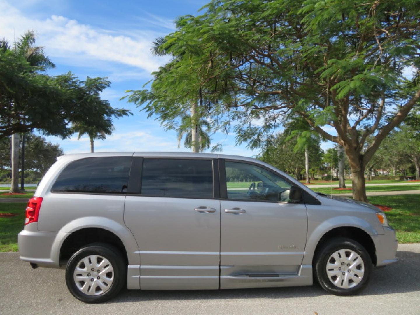 2018 Silver /Black Dodge Grand Caravan SE Plus (2C7WDGBG1JR) with an 3.6L V6 DOHC 24V engine, 6A transmission, located at 4301 Oak Circle #19, Boca Raton, FL, 33431, (954) 561-2499, 26.388472, -80.084045 - ? Supreme Motors and Mobility ? 2018 Dodge Grand Caravan SE – BraunAbility Entervan Conversion Upgrade your independence with this beautifully equipped 2018 Dodge Grand Caravan SE, featuring a BraunAbility Entervan Power Side-Entry Foldout Ramp Conversion. This van has been fully serviced, inc - Photo#4