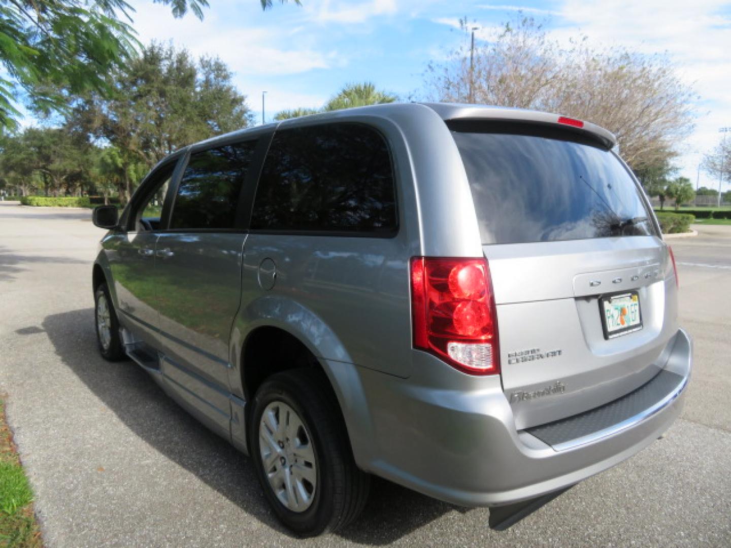 2018 Silver /Black Dodge Grand Caravan SE Plus (2C7WDGBG1JR) with an 3.6L V6 DOHC 24V engine, 6A transmission, located at 4301 Oak Circle #19, Boca Raton, FL, 33431, (954) 561-2499, 26.388472, -80.084045 - ? Supreme Motors and Mobility ? 2018 Dodge Grand Caravan SE – BraunAbility Entervan Conversion Upgrade your independence with this beautifully equipped 2018 Dodge Grand Caravan SE, featuring a BraunAbility Entervan Power Side-Entry Foldout Ramp Conversion. This van has been fully serviced, inc - Photo#20