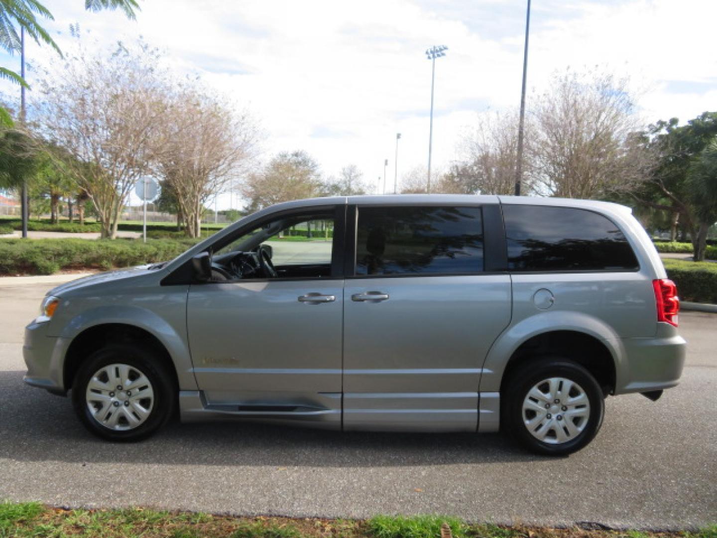 2018 Silver /Black Dodge Grand Caravan SE Plus (2C7WDGBG1JR) with an 3.6L V6 DOHC 24V engine, 6A transmission, located at 4301 Oak Circle #19, Boca Raton, FL, 33431, (954) 561-2499, 26.388472, -80.084045 - ? Supreme Motors and Mobility ? 2018 Dodge Grand Caravan SE – BraunAbility Entervan Conversion Upgrade your independence with this beautifully equipped 2018 Dodge Grand Caravan SE, featuring a BraunAbility Entervan Power Side-Entry Foldout Ramp Conversion. This van has been fully serviced, inc - Photo#21