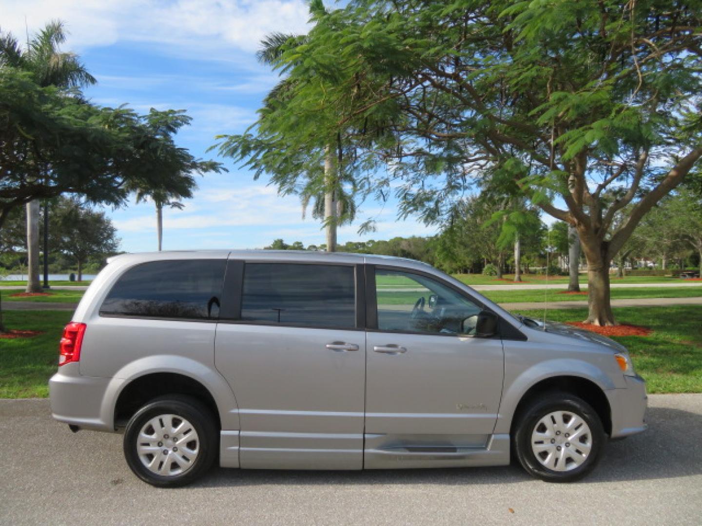 2018 Silver /Black Dodge Grand Caravan SE Plus (2C7WDGBG1JR) with an 3.6L V6 DOHC 24V engine, 6A transmission, located at 4301 Oak Circle #19, Boca Raton, FL, 33431, (954) 561-2499, 26.388472, -80.084045 - ? Supreme Motors and Mobility ? 2018 Dodge Grand Caravan SE – BraunAbility Entervan Conversion Upgrade your independence with this beautifully equipped 2018 Dodge Grand Caravan SE, featuring a BraunAbility Entervan Power Side-Entry Foldout Ramp Conversion. This van has been fully serviced, inc - Photo#25