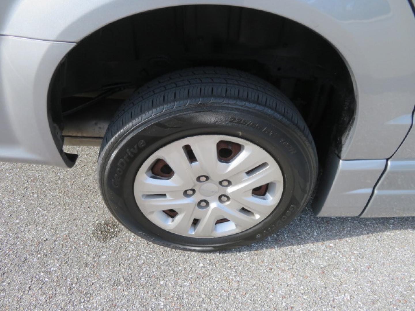 2018 Silver /Black Dodge Grand Caravan SE Plus (2C7WDGBG1JR) with an 3.6L V6 DOHC 24V engine, 6A transmission, located at 4301 Oak Circle #19, Boca Raton, FL, 33431, (954) 561-2499, 26.388472, -80.084045 - ? Supreme Motors and Mobility ? 2018 Dodge Grand Caravan SE – BraunAbility Entervan Conversion Upgrade your independence with this beautifully equipped 2018 Dodge Grand Caravan SE, featuring a BraunAbility Entervan Power Side-Entry Foldout Ramp Conversion. This van has been fully serviced, inc - Photo#34