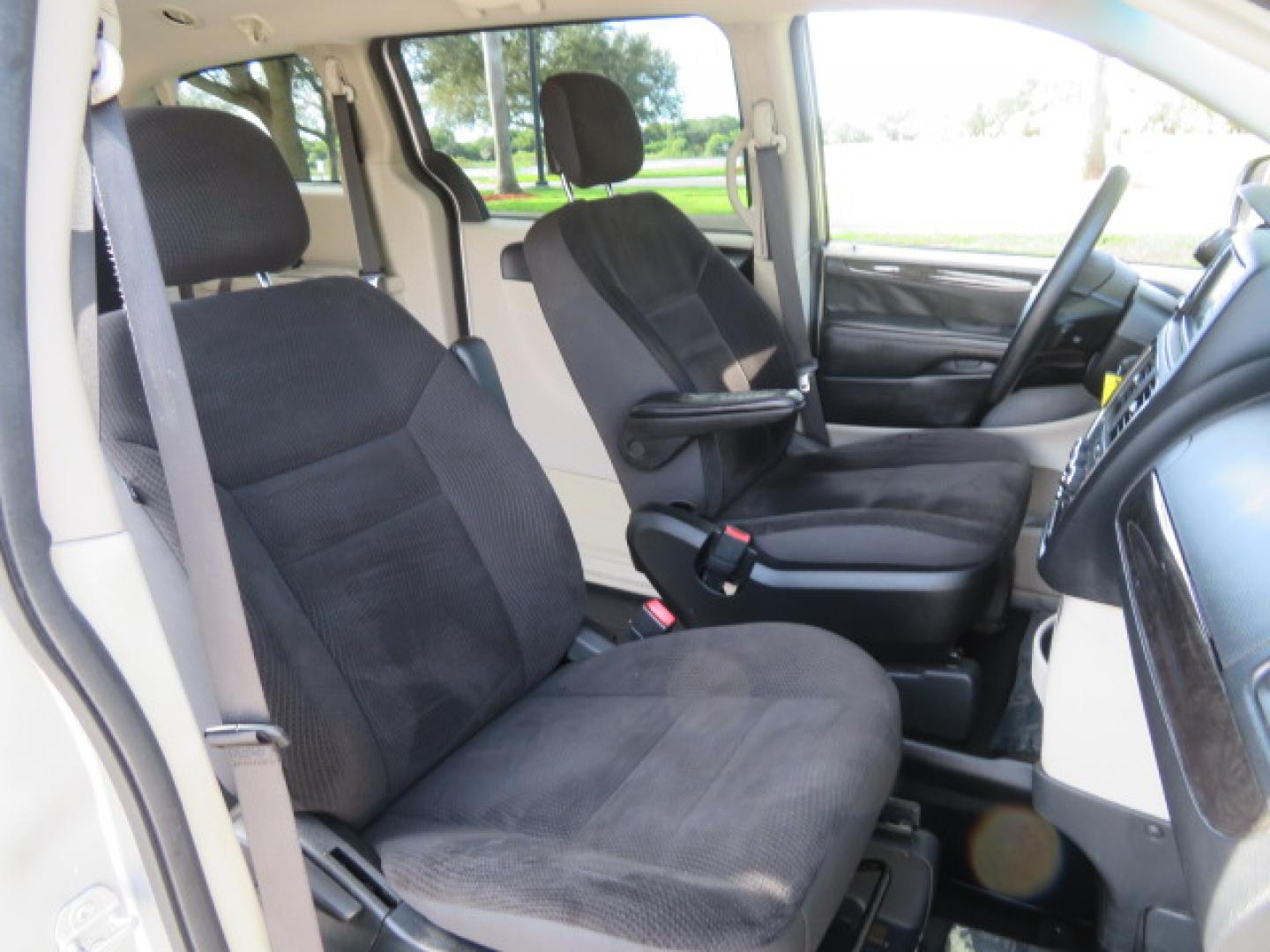 2018 Silver /Black Dodge Grand Caravan SE Plus (2C7WDGBG1JR) with an 3.6L V6 DOHC 24V engine, 6A transmission, located at 4301 Oak Circle #19, Boca Raton, FL, 33431, (954) 561-2499, 26.388472, -80.084045 - ? Supreme Motors and Mobility ? 2018 Dodge Grand Caravan SE – BraunAbility Entervan Conversion Upgrade your independence with this beautifully equipped 2018 Dodge Grand Caravan SE, featuring a BraunAbility Entervan Power Side-Entry Foldout Ramp Conversion. This van has been fully serviced, inc - Photo#65