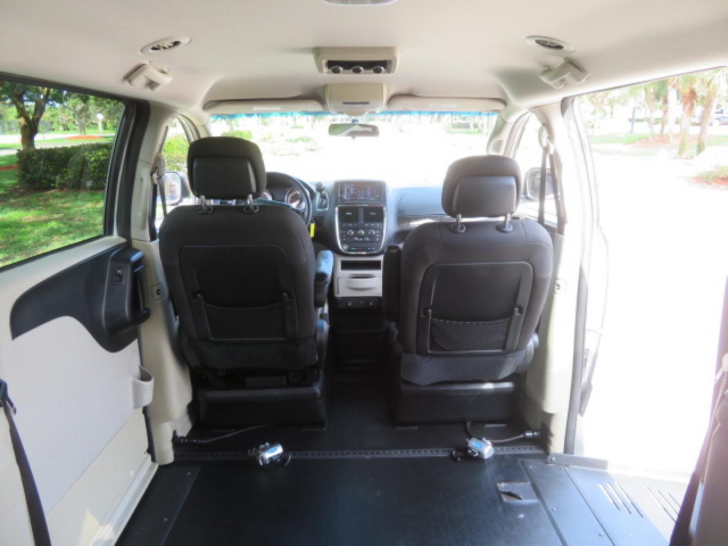 2018 Silver /Black Dodge Grand Caravan SE Plus (2C7WDGBG1JR) with an 3.6L V6 DOHC 24V engine, 6A transmission, located at 4301 Oak Circle #19, Boca Raton, FL, 33431, (954) 561-2499, 26.388472, -80.084045 - ? Supreme Motors and Mobility ? 2018 Dodge Grand Caravan SE – BraunAbility Entervan Conversion Upgrade your independence with this beautifully equipped 2018 Dodge Grand Caravan SE, featuring a BraunAbility Entervan Power Side-Entry Foldout Ramp Conversion. This van has been fully serviced, inc - Photo#68