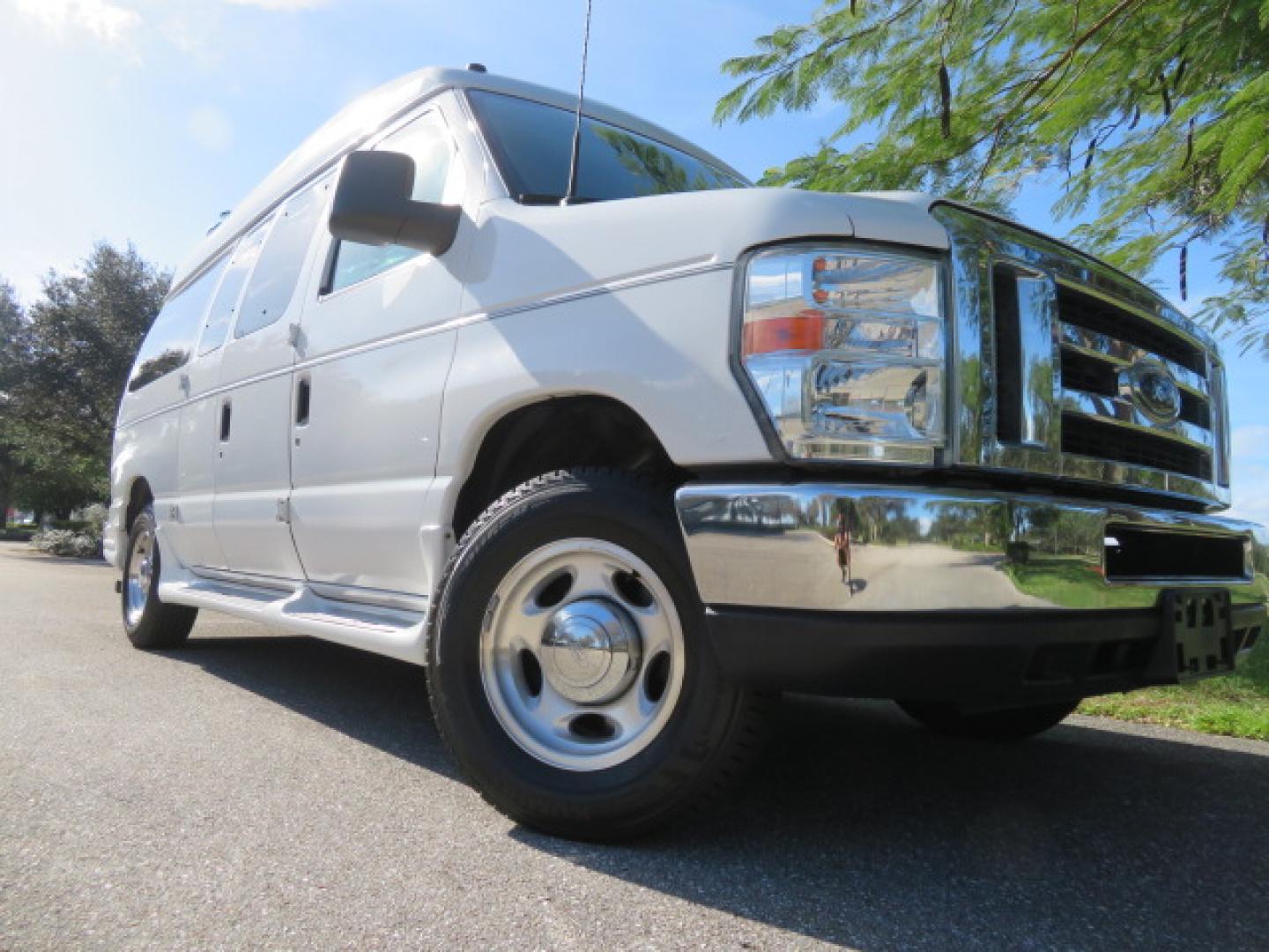 2013 White /Gray Ford E-Series Van E-150 (1FTNE1EL8DD) with an 5.4L V8 SOHC 16V FFV engine, 4-Speed Automatic transmission, located at 4301 Oak Circle #19, Boca Raton, FL, 33431, (954) 561-2499, 26.388472, -80.084045 - You are looking at a Gorgeous 2013 Ford Econoline High Top Rear Entry High Top Handicap Wheelchair Conversion van Tuscany VMI with 35K Original Miles, Ricon S Series 600LB Power Rear Entry Wheelchair Lift, , Q Straint Tie Downs Included, Room for 2 Wheelchairs, Hard Rubber Flooring, Window Shades, A - Photo#4
