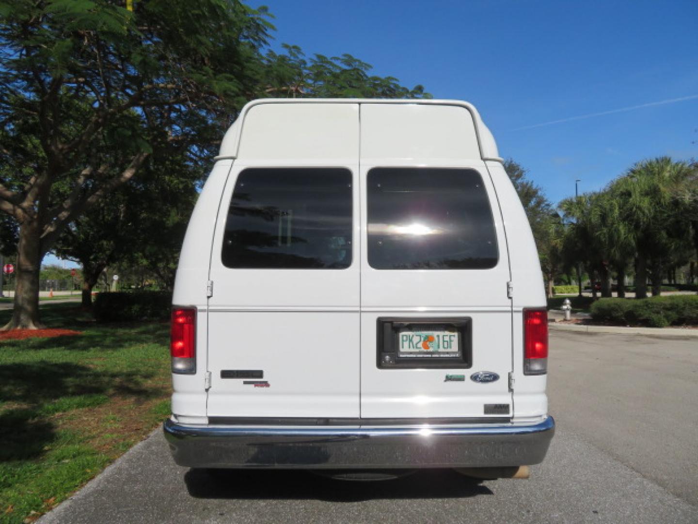 2013 White /Gray Ford E-Series Van E-150 (1FTNE1EL8DD) with an 5.4L V8 SOHC 16V FFV engine, 4-Speed Automatic transmission, located at 4301 Oak Circle #19, Boca Raton, FL, 33431, (954) 561-2499, 26.388472, -80.084045 - You are looking at a Gorgeous 2013 Ford Econoline High Top Rear Entry High Top Handicap Wheelchair Conversion van Tuscany VMI with 35K Original Miles, Ricon S Series 600LB Power Rear Entry Wheelchair Lift, , Q Straint Tie Downs Included, Room for 2 Wheelchairs, Hard Rubber Flooring, Window Shades, A - Photo#17