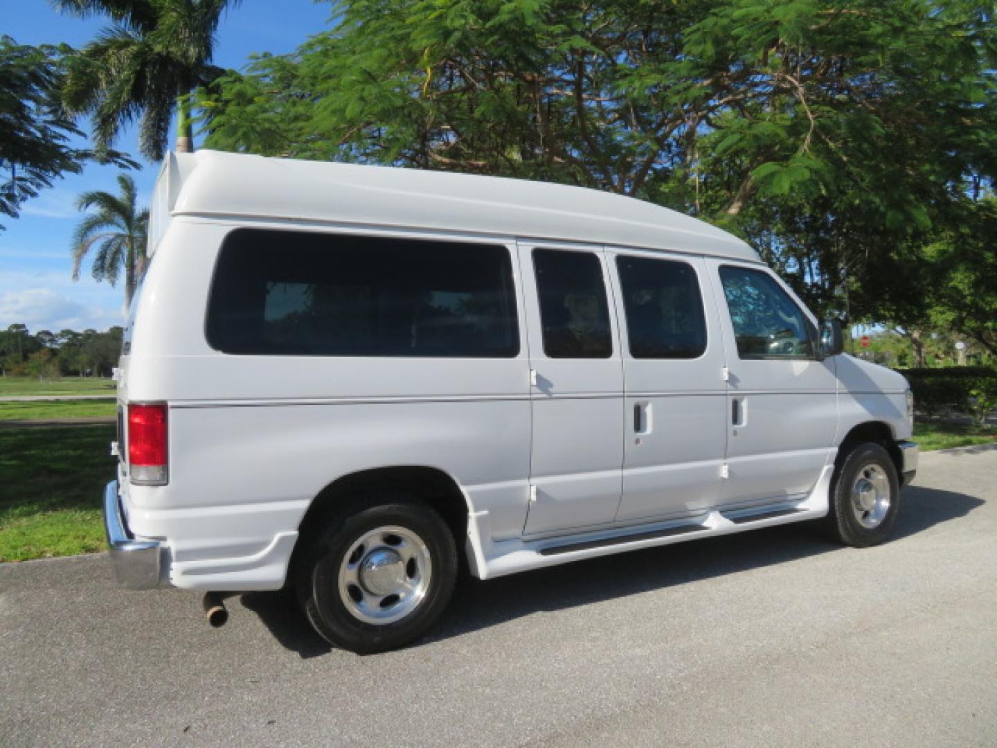 2013 White /Gray Ford E-Series Van E-150 (1FTNE1EL8DD) with an 5.4L V8 SOHC 16V FFV engine, 4-Speed Automatic transmission, located at 4301 Oak Circle #19, Boca Raton, FL, 33431, (954) 561-2499, 26.388472, -80.084045 - You are looking at a Gorgeous 2013 Ford Econoline High Top Rear Entry High Top Handicap Wheelchair Conversion van Tuscany VMI with 35K Original Miles, Ricon S Series 600LB Power Rear Entry Wheelchair Lift, , Q Straint Tie Downs Included, Room for 2 Wheelchairs, Hard Rubber Flooring, Window Shades, A - Photo#19