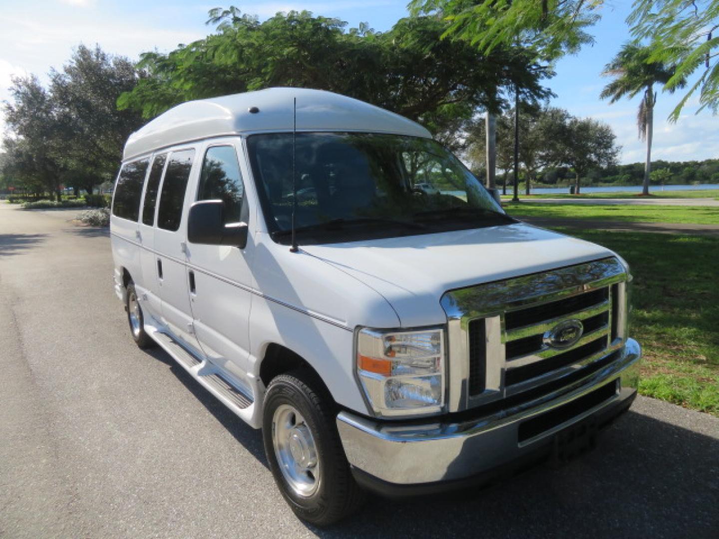 2013 White /Gray Ford E-Series Van E-150 (1FTNE1EL8DD) with an 5.4L V8 SOHC 16V FFV engine, 4-Speed Automatic transmission, located at 4301 Oak Circle #19, Boca Raton, FL, 33431, (954) 561-2499, 26.388472, -80.084045 - You are looking at a Gorgeous 2013 Ford Econoline High Top Rear Entry High Top Handicap Wheelchair Conversion van Tuscany VMI with 35K Original Miles, Ricon S Series 600LB Power Rear Entry Wheelchair Lift, , Q Straint Tie Downs Included, Room for 2 Wheelchairs, Hard Rubber Flooring, Window Shades, A - Photo#21